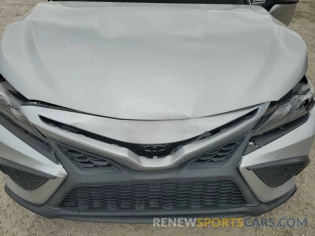11 fotografías del automóvil dañado 4T1G11AK8MU489355 TOYOTA CAMRY 2021
