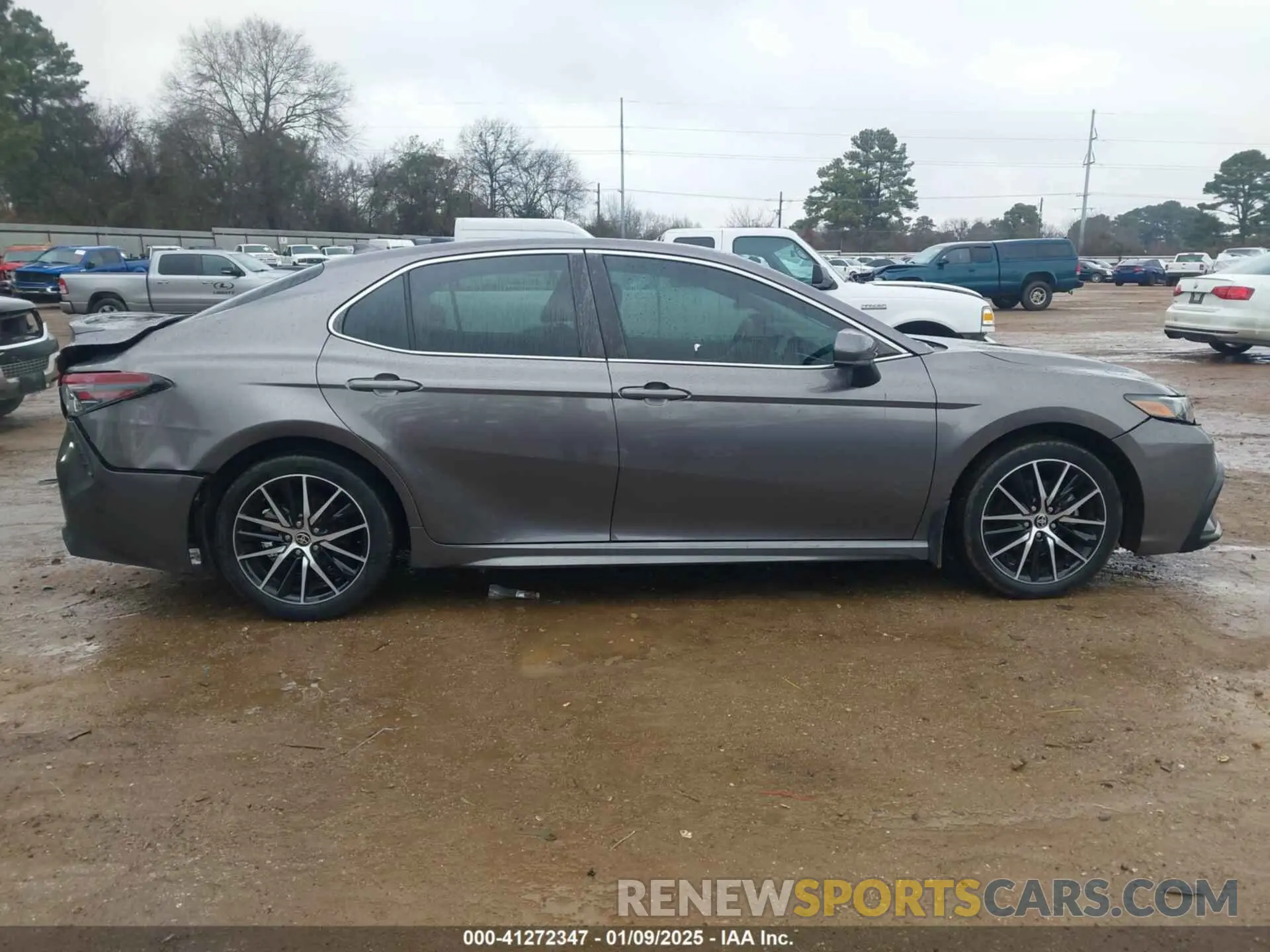 13 fotografías del automóvil dañado 4T1G11AK8MU493115 TOYOTA CAMRY 2021