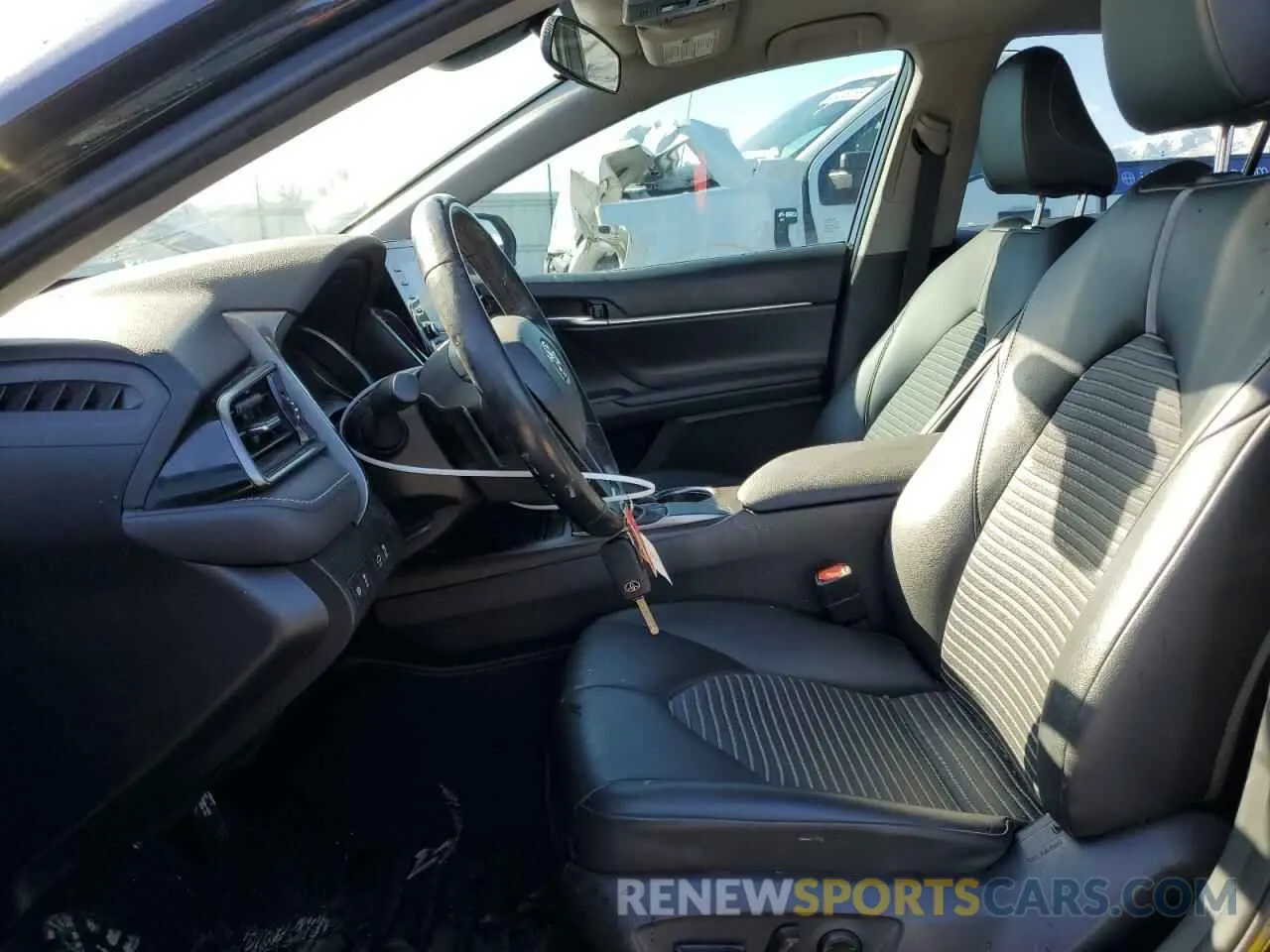 7 fotografías del automóvil dañado 4T1G11AK8MU520412 TOYOTA CAMRY 2021