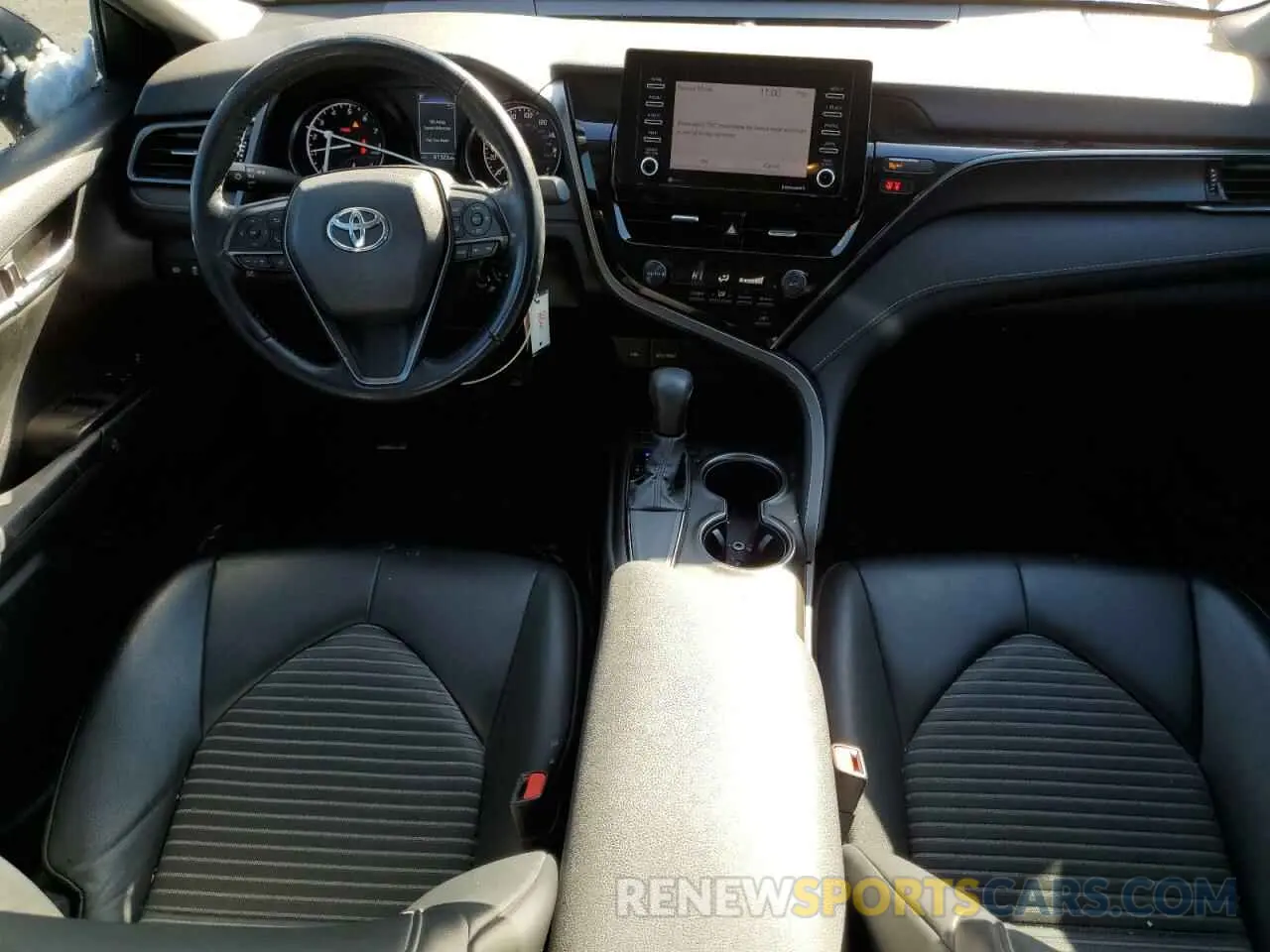 8 fotografías del automóvil dañado 4T1G11AK8MU520412 TOYOTA CAMRY 2021