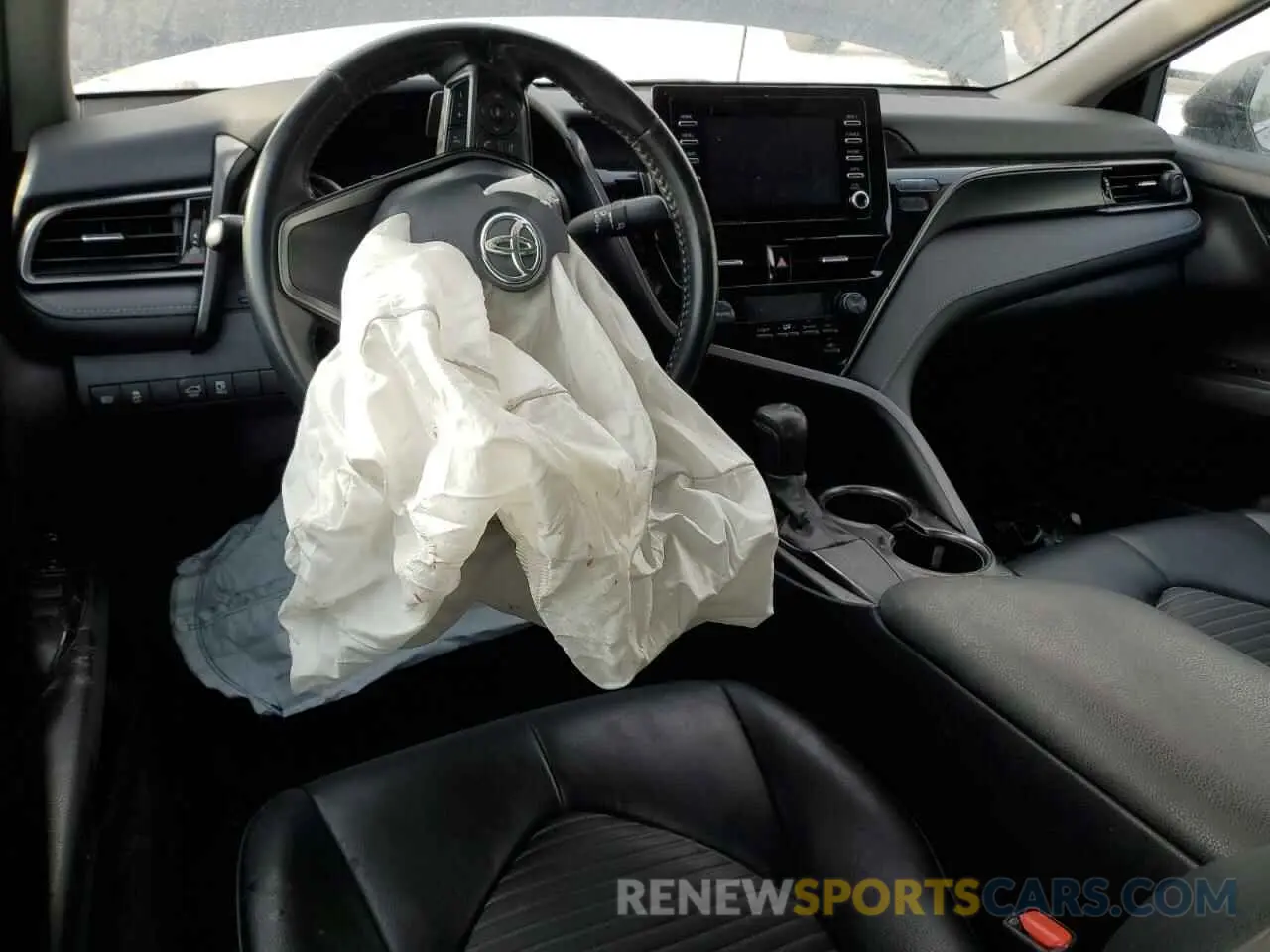 8 fotografías del automóvil dañado 4T1G11AK8MU549490 TOYOTA CAMRY 2021