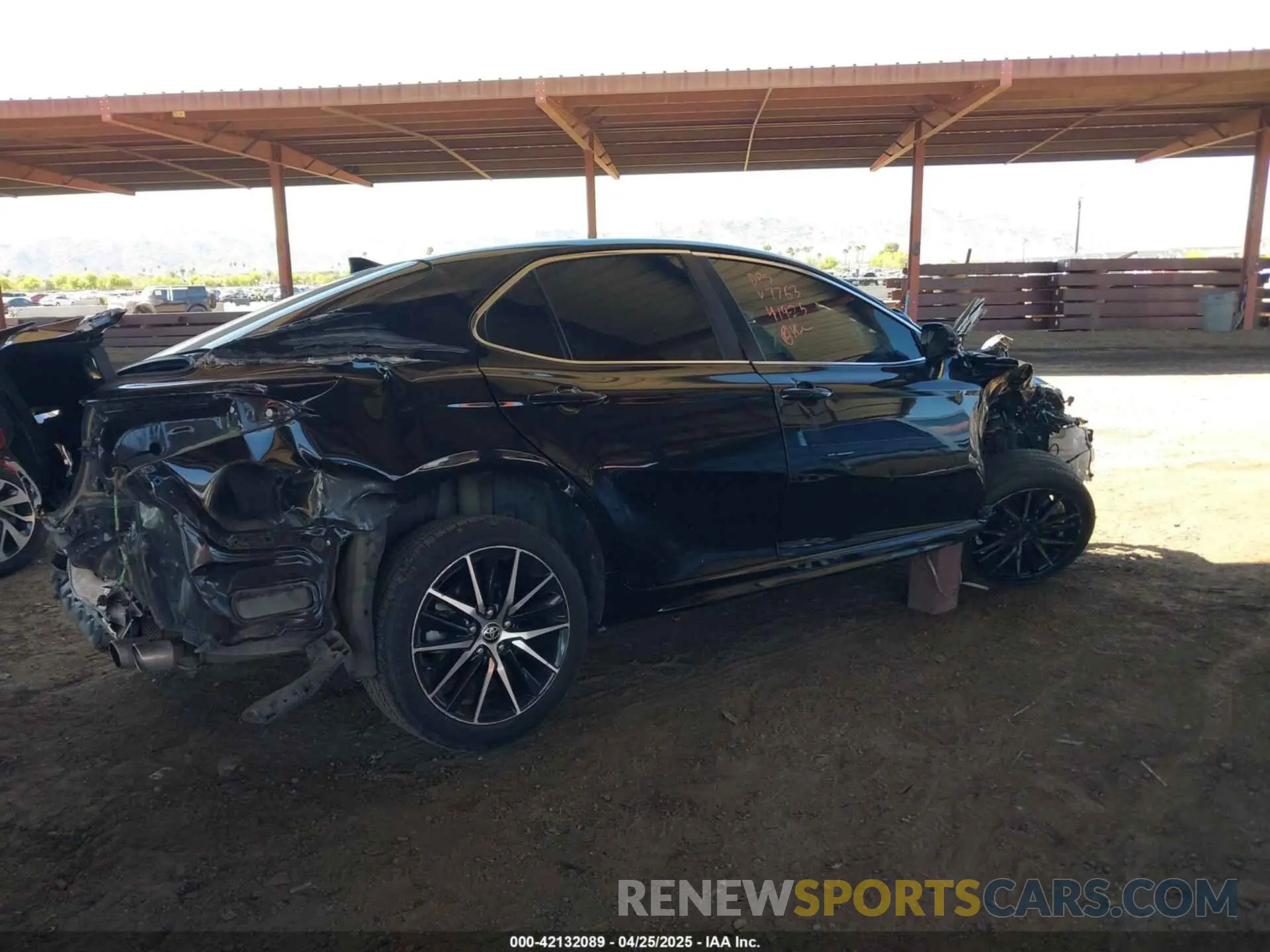 4 fotografías del automóvil dañado 4T1G11AK8MU567763 TOYOTA CAMRY 2021