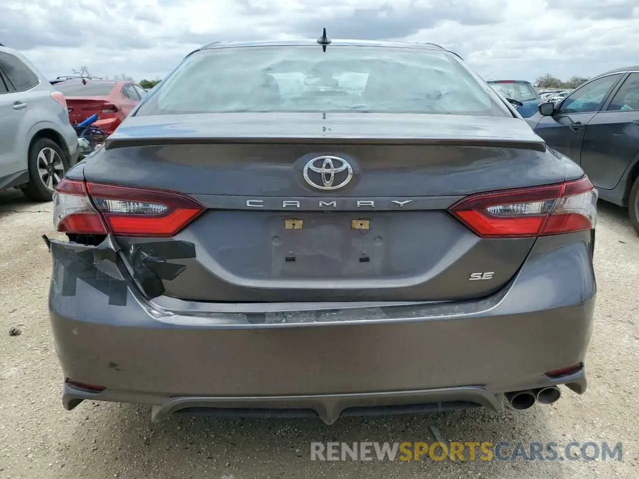 6 fotografías del automóvil dañado 4T1G11AK8MU574356 TOYOTA CAMRY 2021