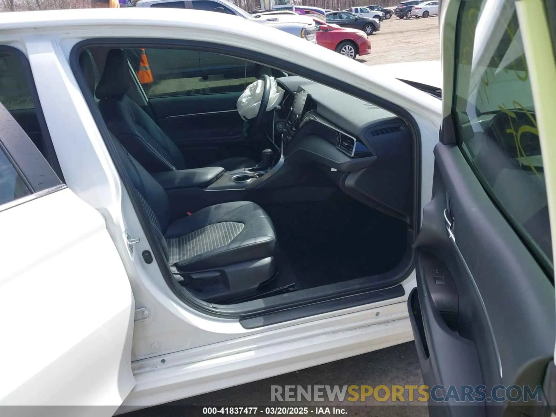 5 fotografías del automóvil dañado 4T1G11AK8MU580500 TOYOTA CAMRY 2021