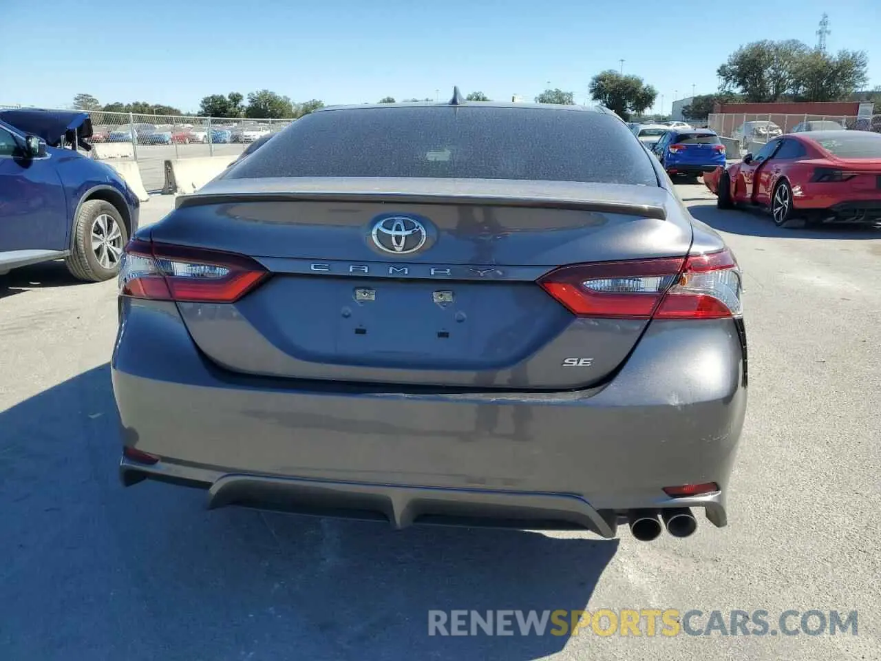 6 fotografías del automóvil dañado 4T1G11AK8MU582215 TOYOTA CAMRY 2021