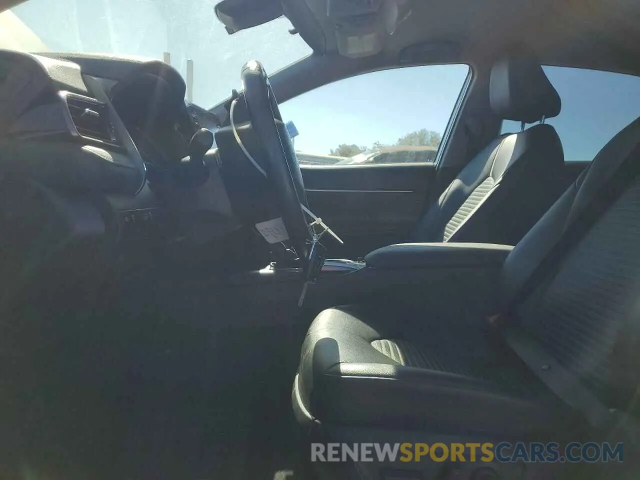 7 fotografías del automóvil dañado 4T1G11AK8MU582215 TOYOTA CAMRY 2021