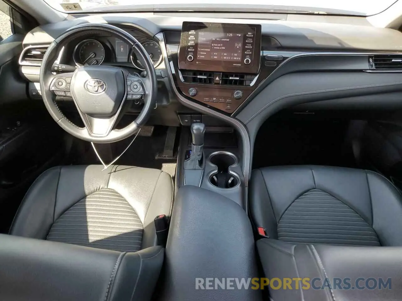8 fotografías del automóvil dañado 4T1G11AK8MU582554 TOYOTA CAMRY 2021