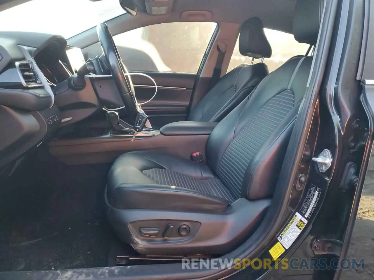 7 fotografías del automóvil dañado 4T1G11AK8MU588984 TOYOTA CAMRY 2021