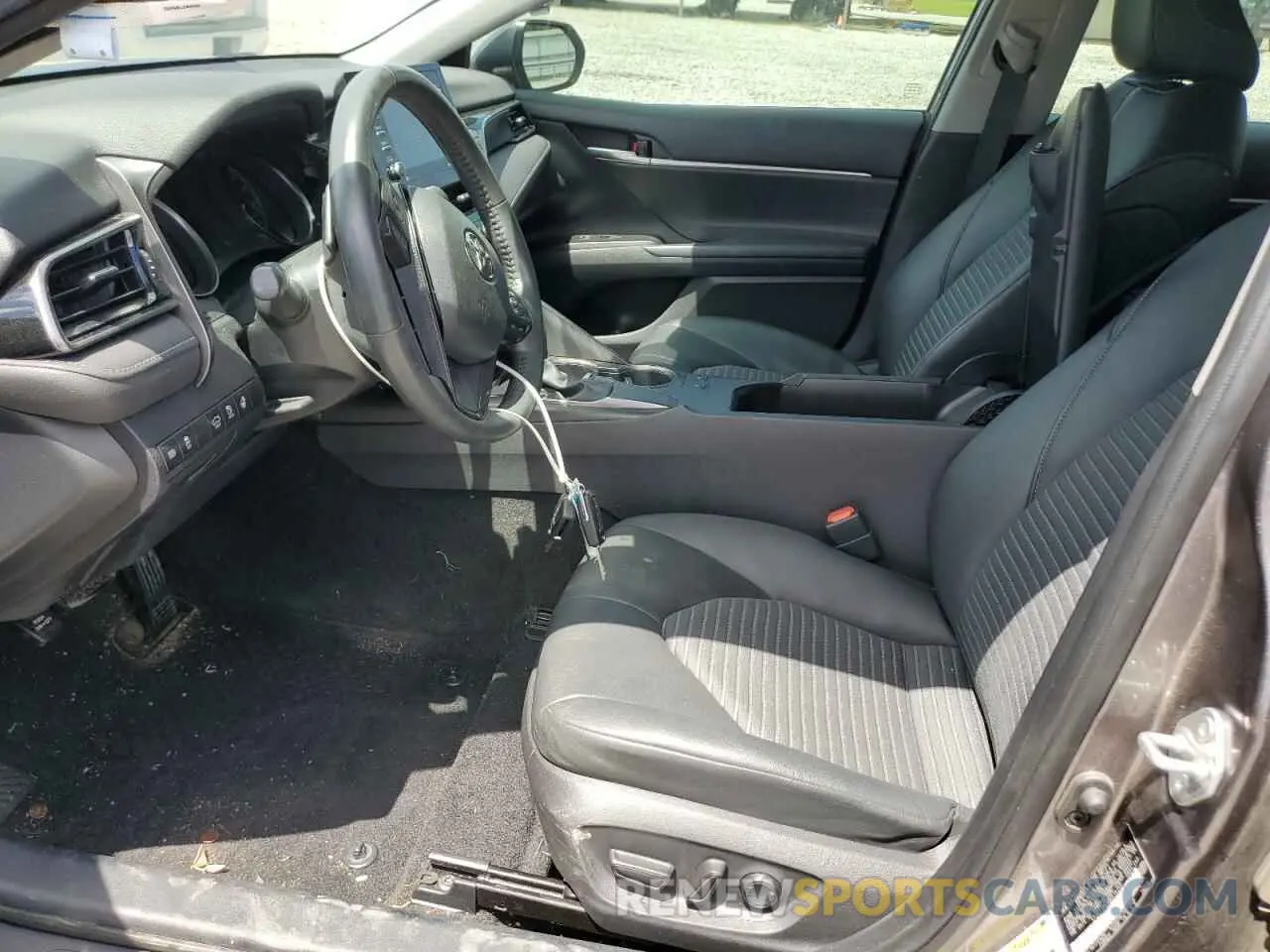 7 fotografías del automóvil dañado 4T1G11AK8MU614340 TOYOTA CAMRY 2021