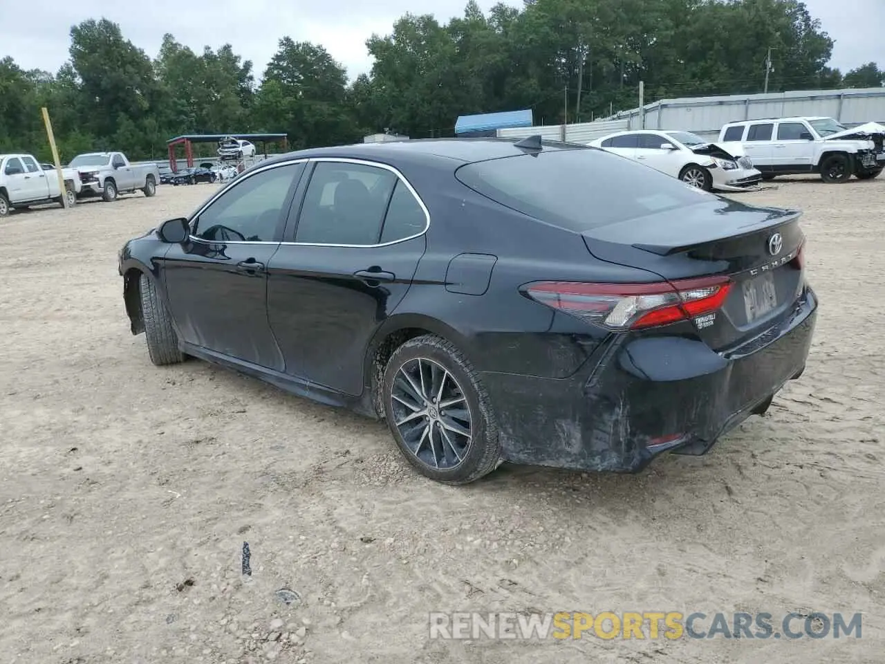 2 fotografías del automóvil dañado 4T1G11AK9MU403809 TOYOTA CAMRY 2021