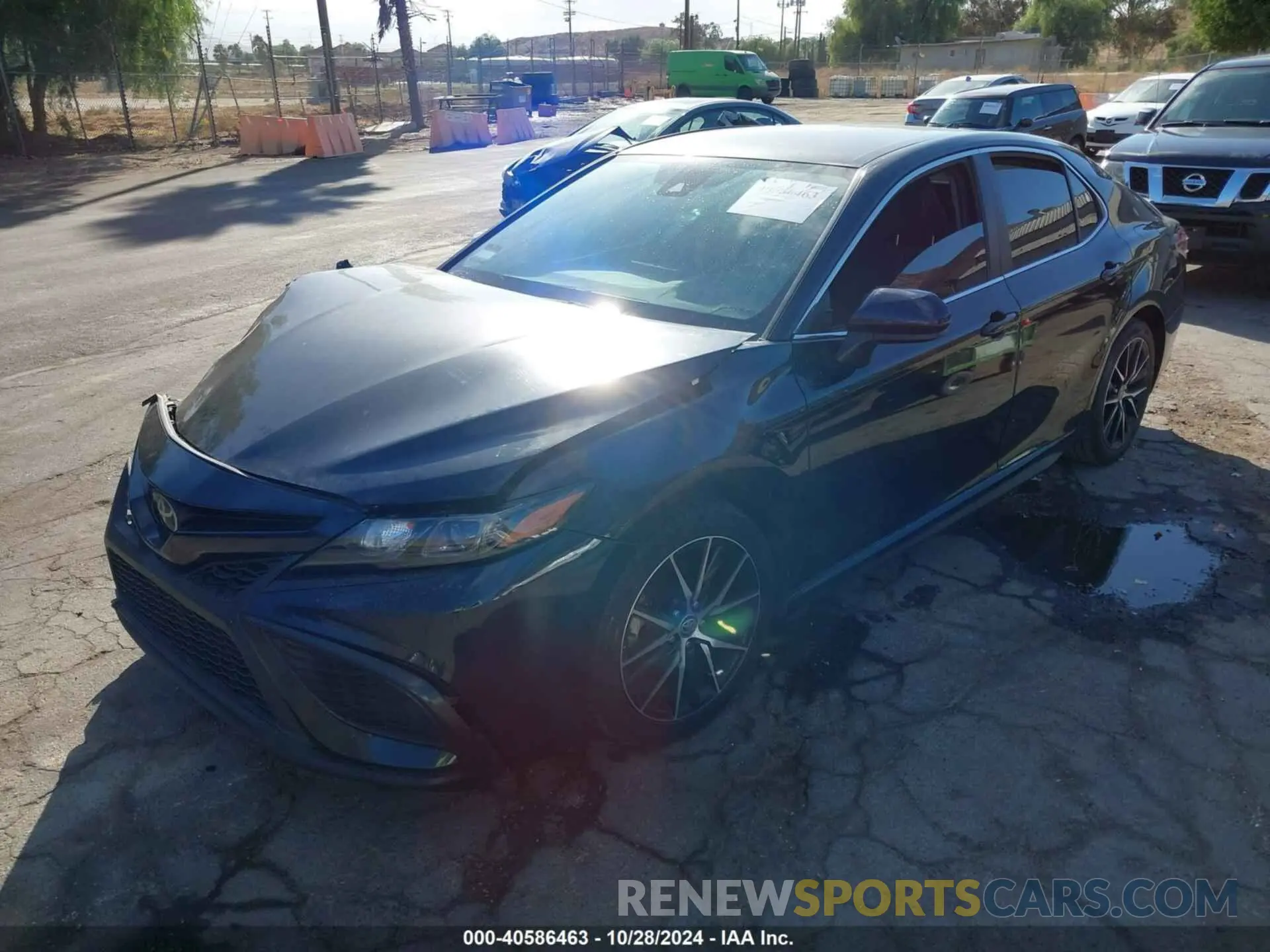 2 fotografías del automóvil dañado 4T1G11AK9MU407293 TOYOTA CAMRY 2021