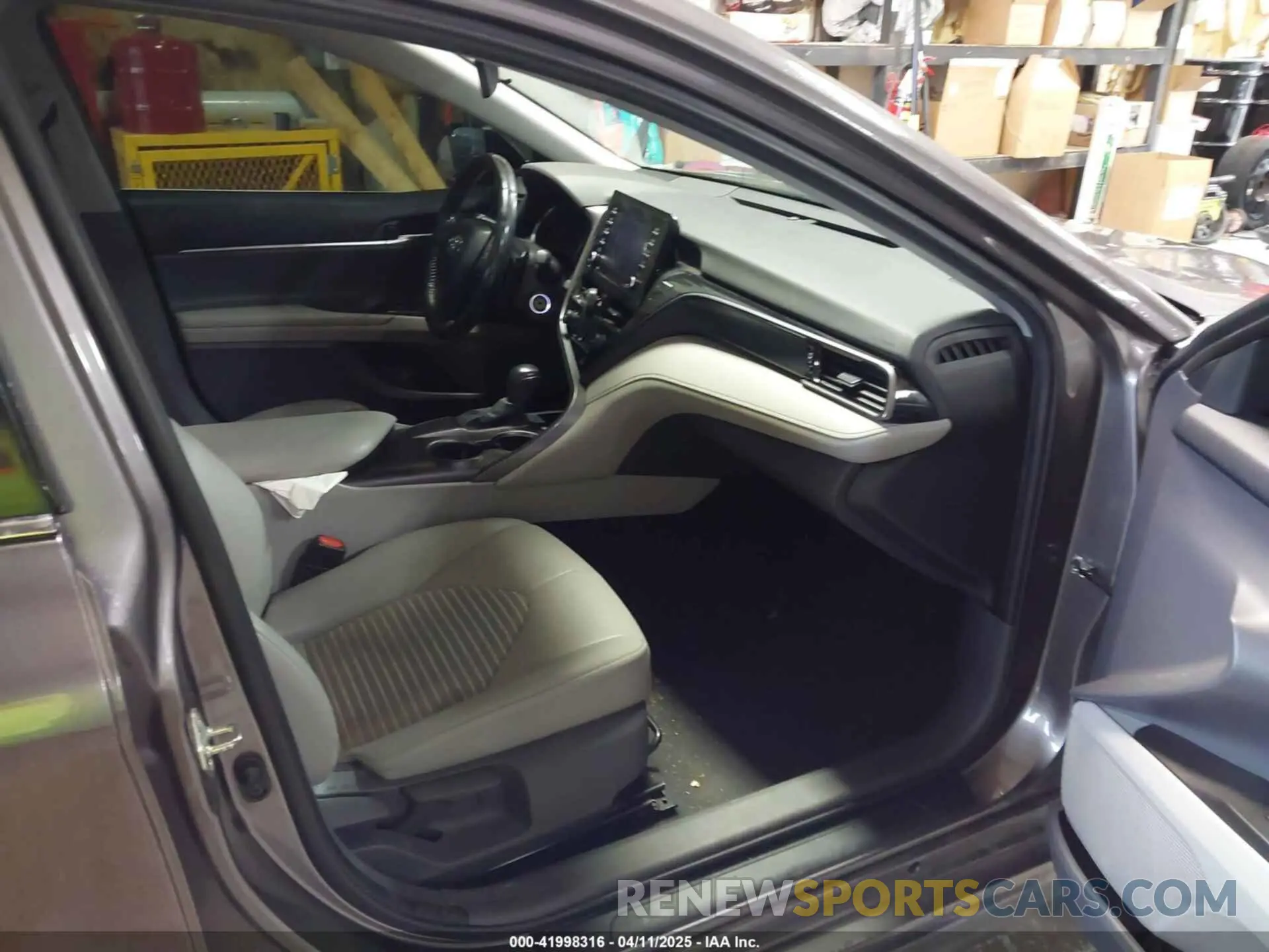 5 fotografías del automóvil dañado 4T1G11AK9MU407567 TOYOTA CAMRY 2021