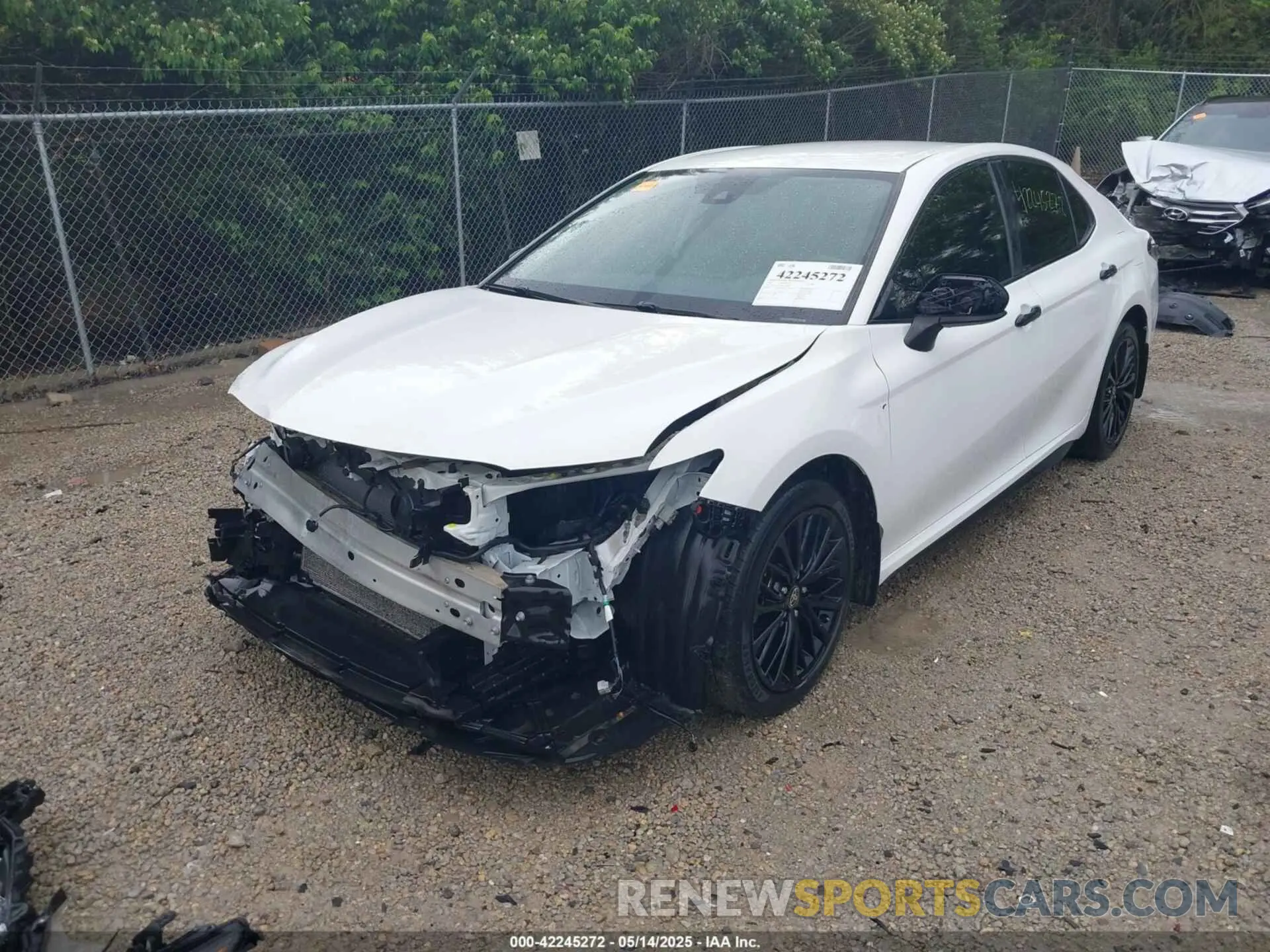 2 fotografías del automóvil dañado 4T1G11AK9MU440780 TOYOTA CAMRY 2021