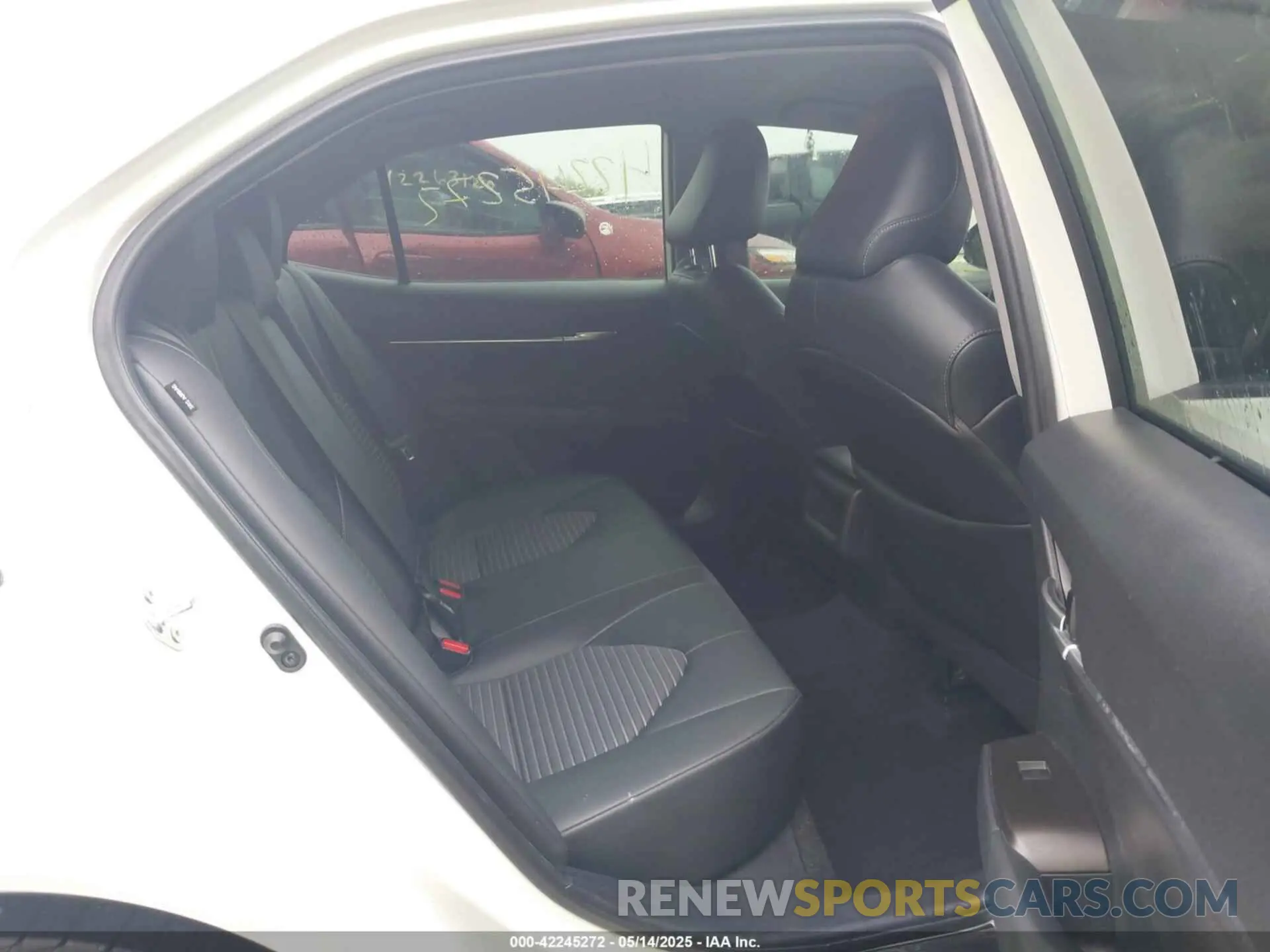 8 fotografías del automóvil dañado 4T1G11AK9MU440780 TOYOTA CAMRY 2021