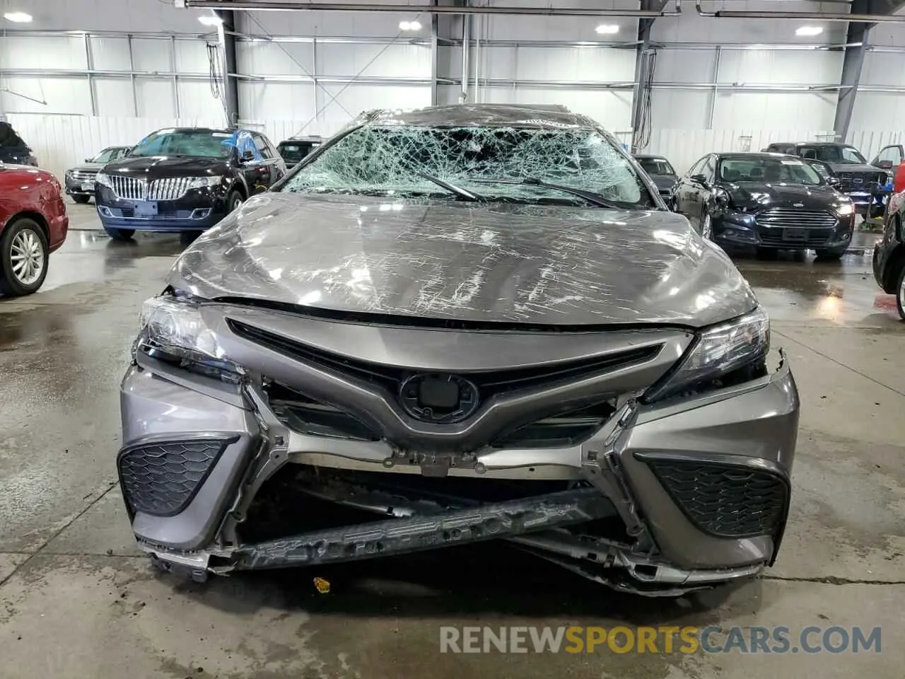 5 fotografías del automóvil dañado 4T1G11AK9MU457403 TOYOTA CAMRY 2021