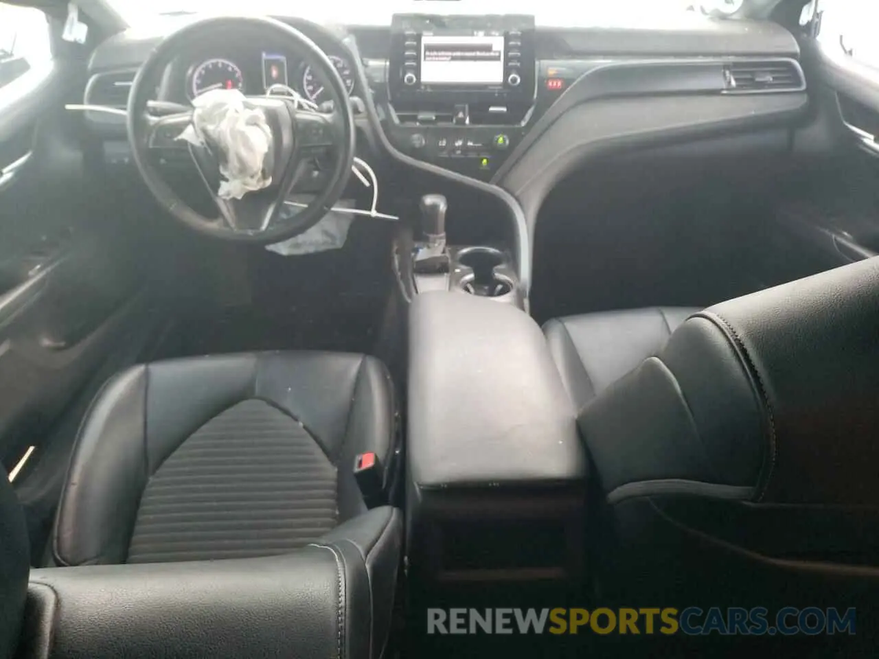 8 fotografías del automóvil dañado 4T1G11AK9MU457403 TOYOTA CAMRY 2021