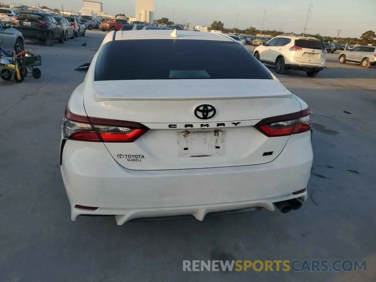 6 fotografías del automóvil dañado 4T1G11AK9MU495908 TOYOTA CAMRY 2021