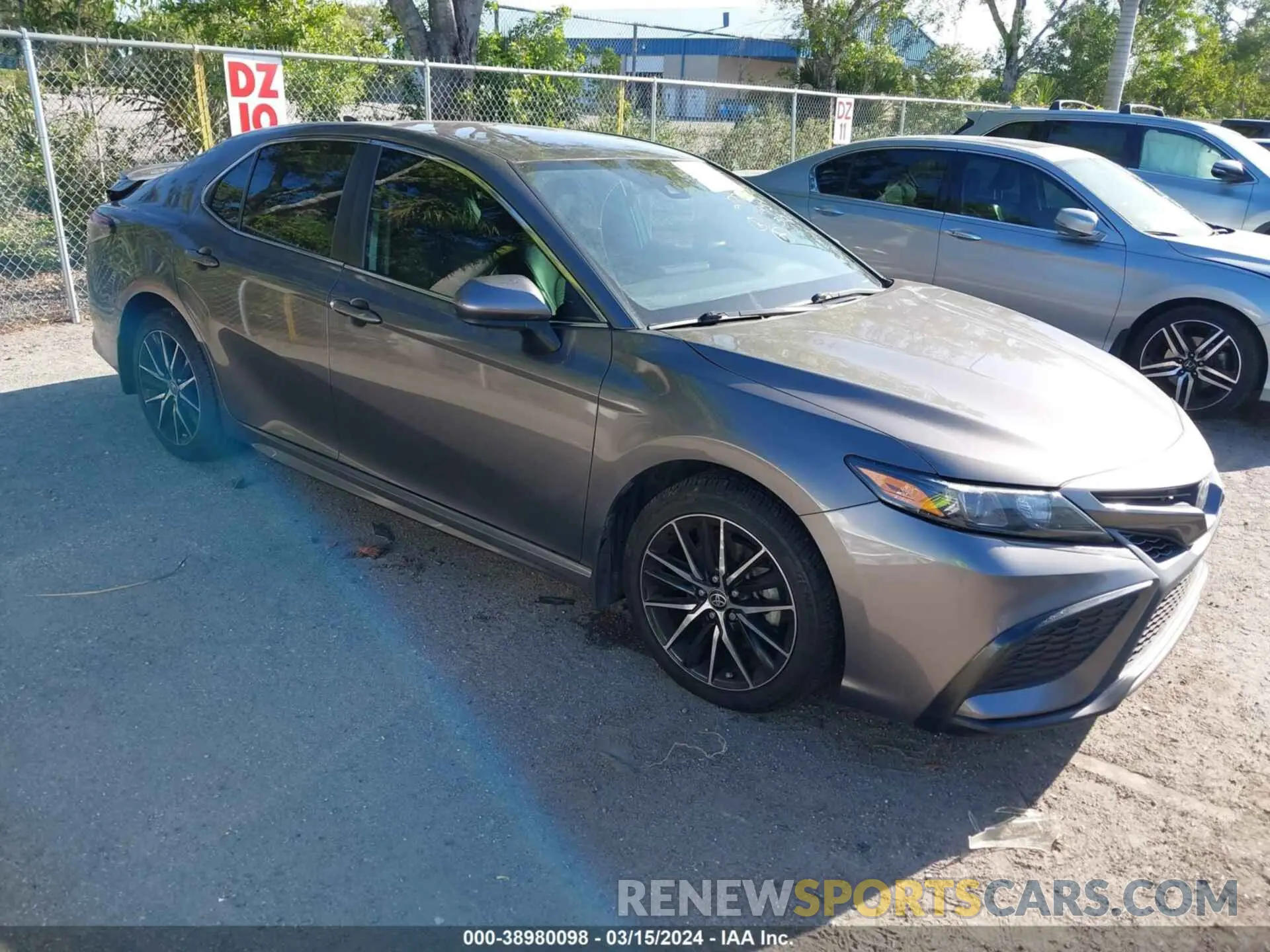 1 fotografías del automóvil dañado 4T1G11AK9MU543245 TOYOTA CAMRY 2021