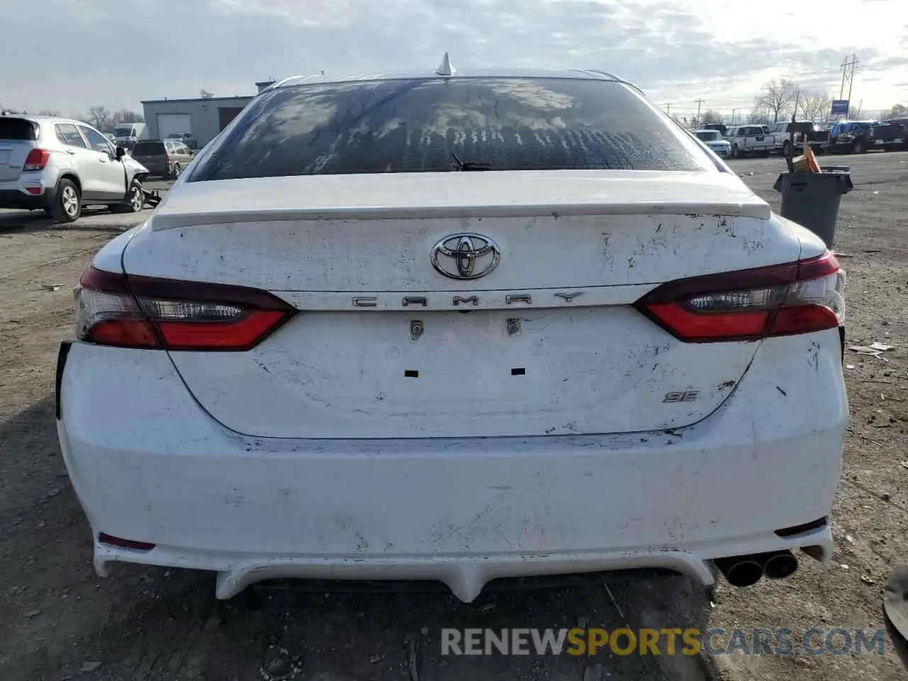 6 fotografías del automóvil dañado 4T1G11AK9MU558215 TOYOTA CAMRY 2021