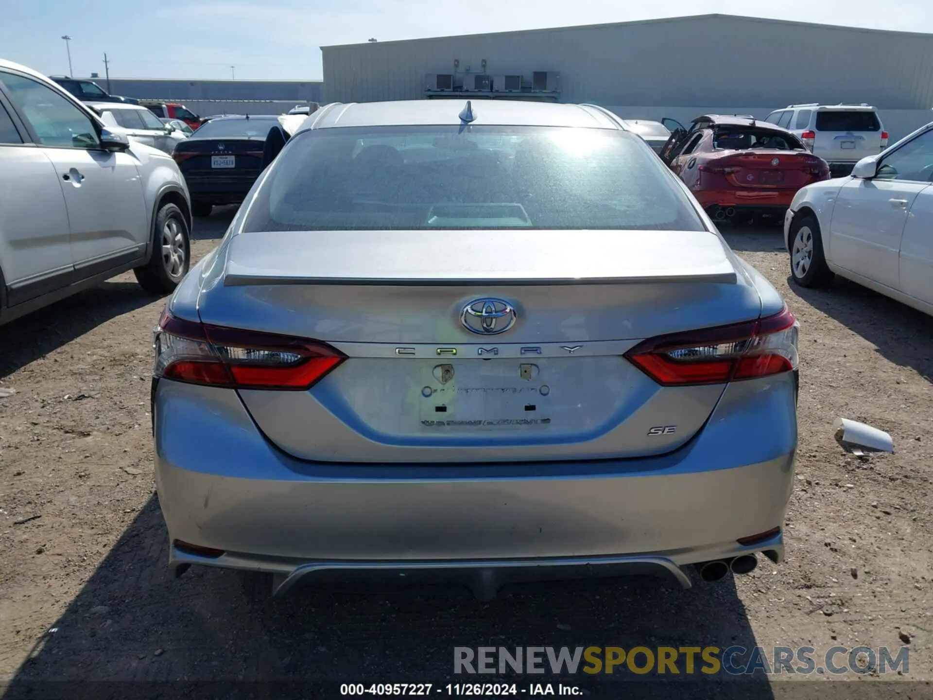 16 fotografías del automóvil dañado 4T1G11AK9MU583647 TOYOTA CAMRY 2021