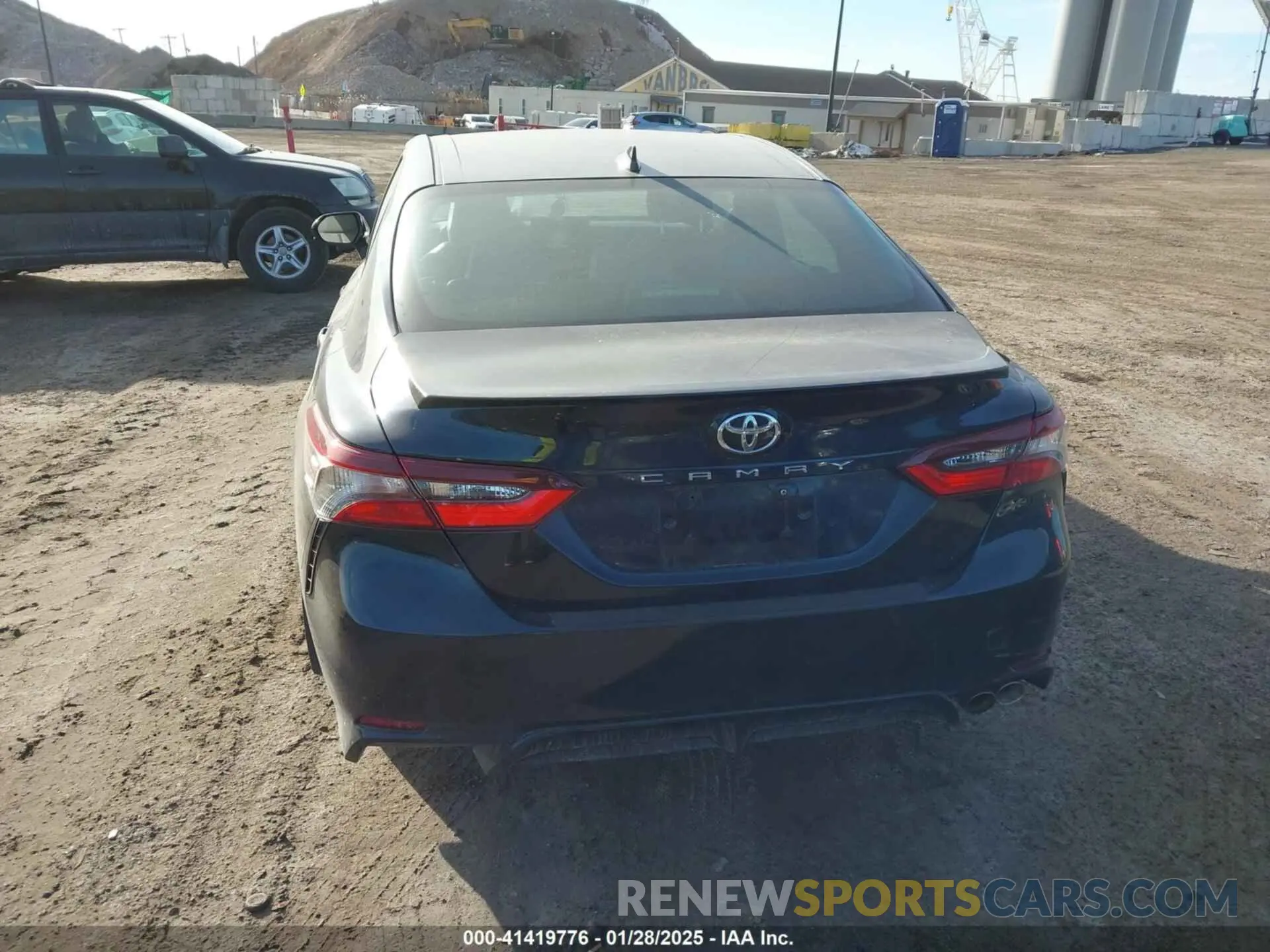 16 fotografías del automóvil dañado 4T1G11AK9MU595524 TOYOTA CAMRY 2021