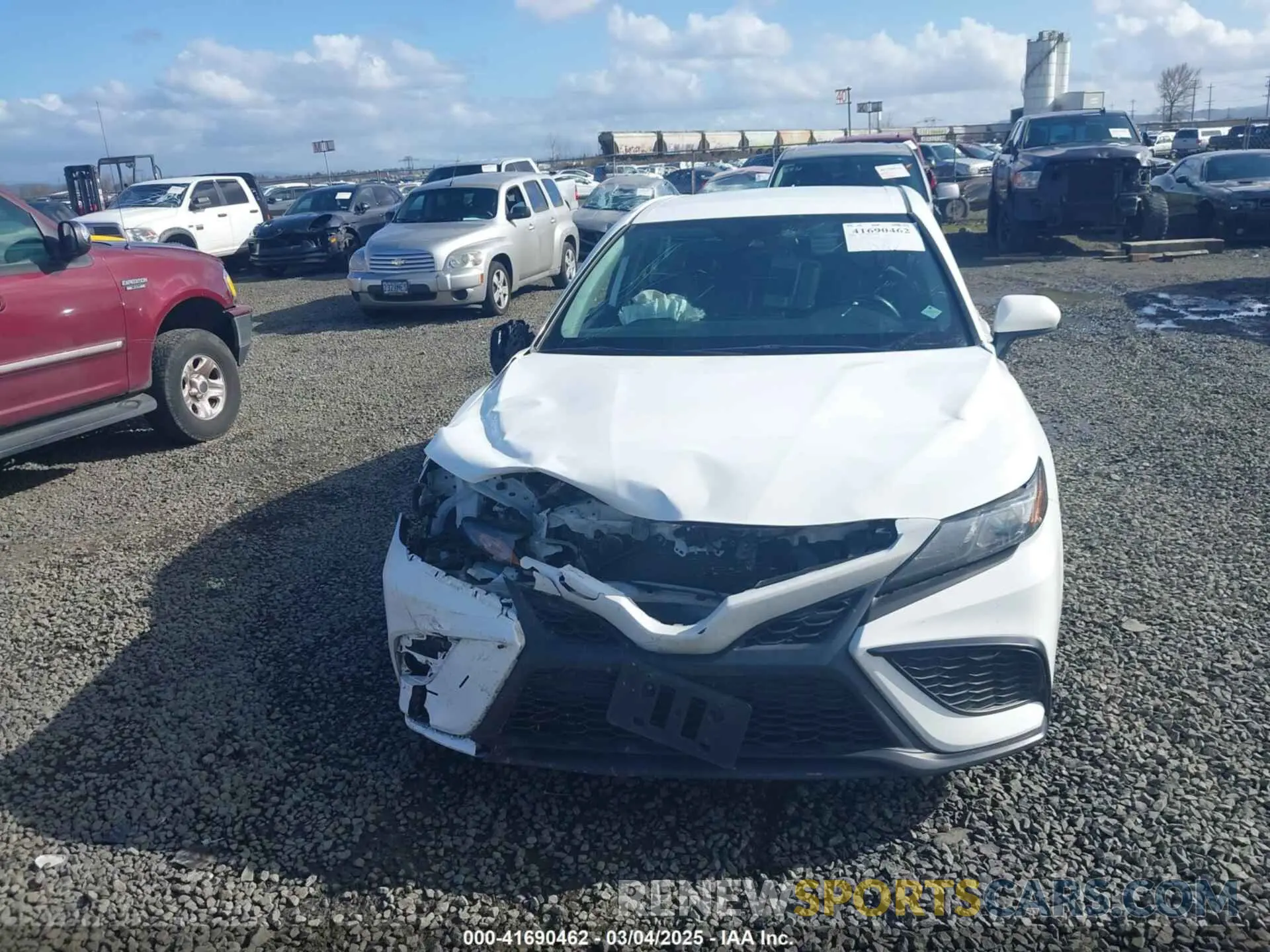12 fotografías del automóvil dañado 4T1G11AKXMU414513 TOYOTA CAMRY 2021