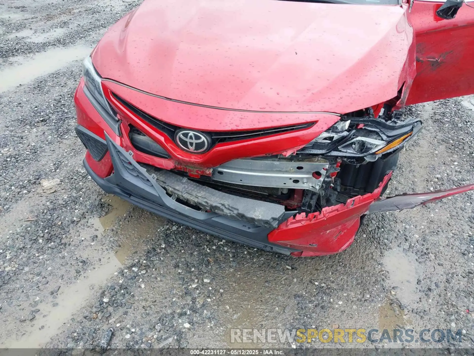 6 fotografías del automóvil dañado 4T1G11AKXMU414625 TOYOTA CAMRY 2021