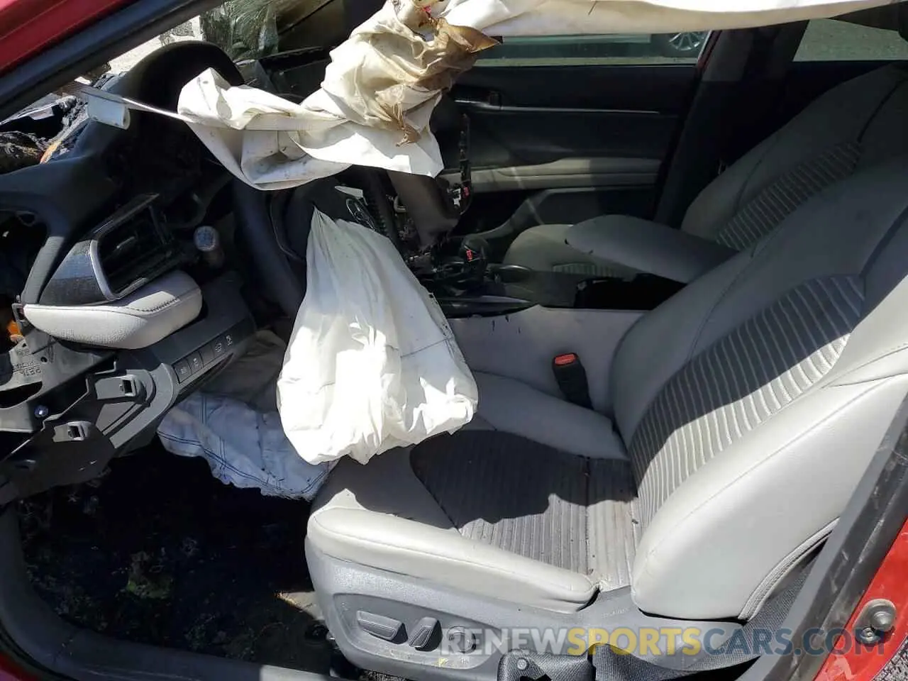 7 fotografías del automóvil dañado 4T1G11AKXMU416276 TOYOTA CAMRY 2021