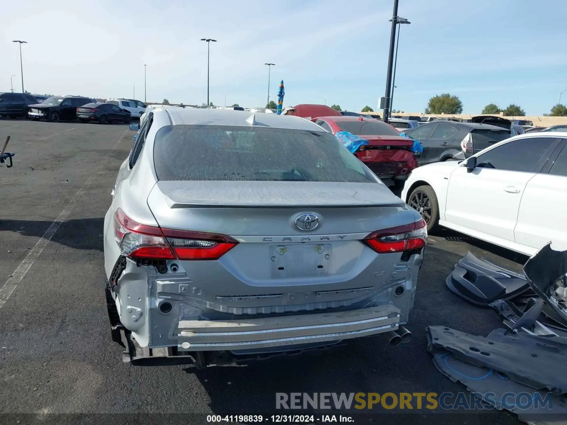 17 fotografías del automóvil dañado 4T1G11AKXMU425270 TOYOTA CAMRY 2021