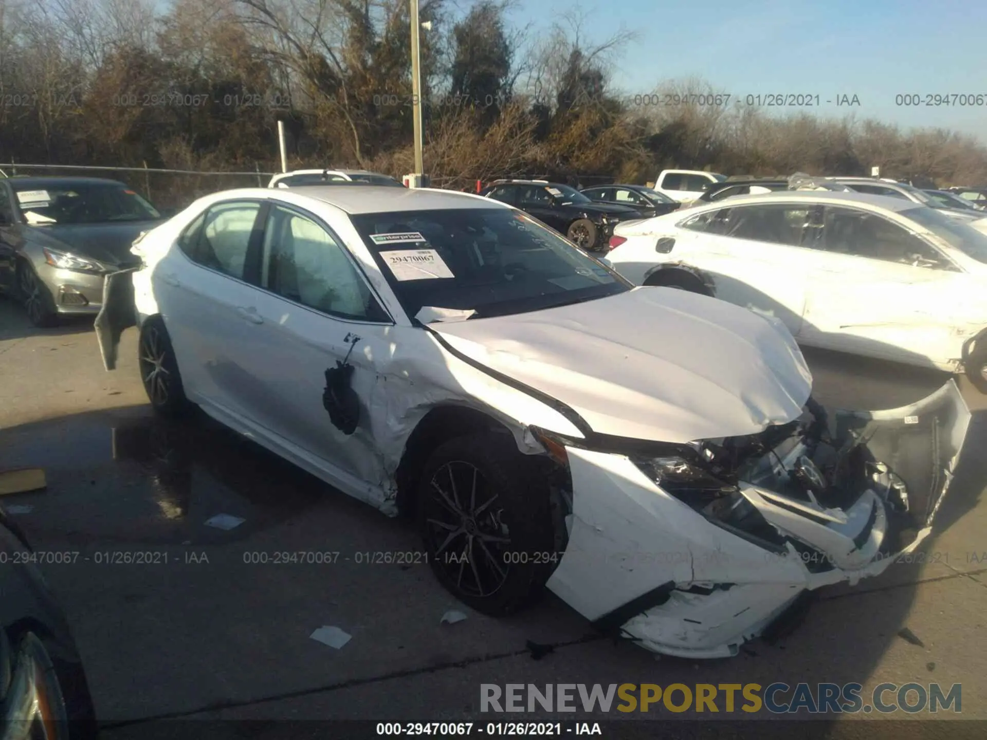 1 fotografías del automóvil dañado 4T1G11AKXMU426046 TOYOTA CAMRY 2021