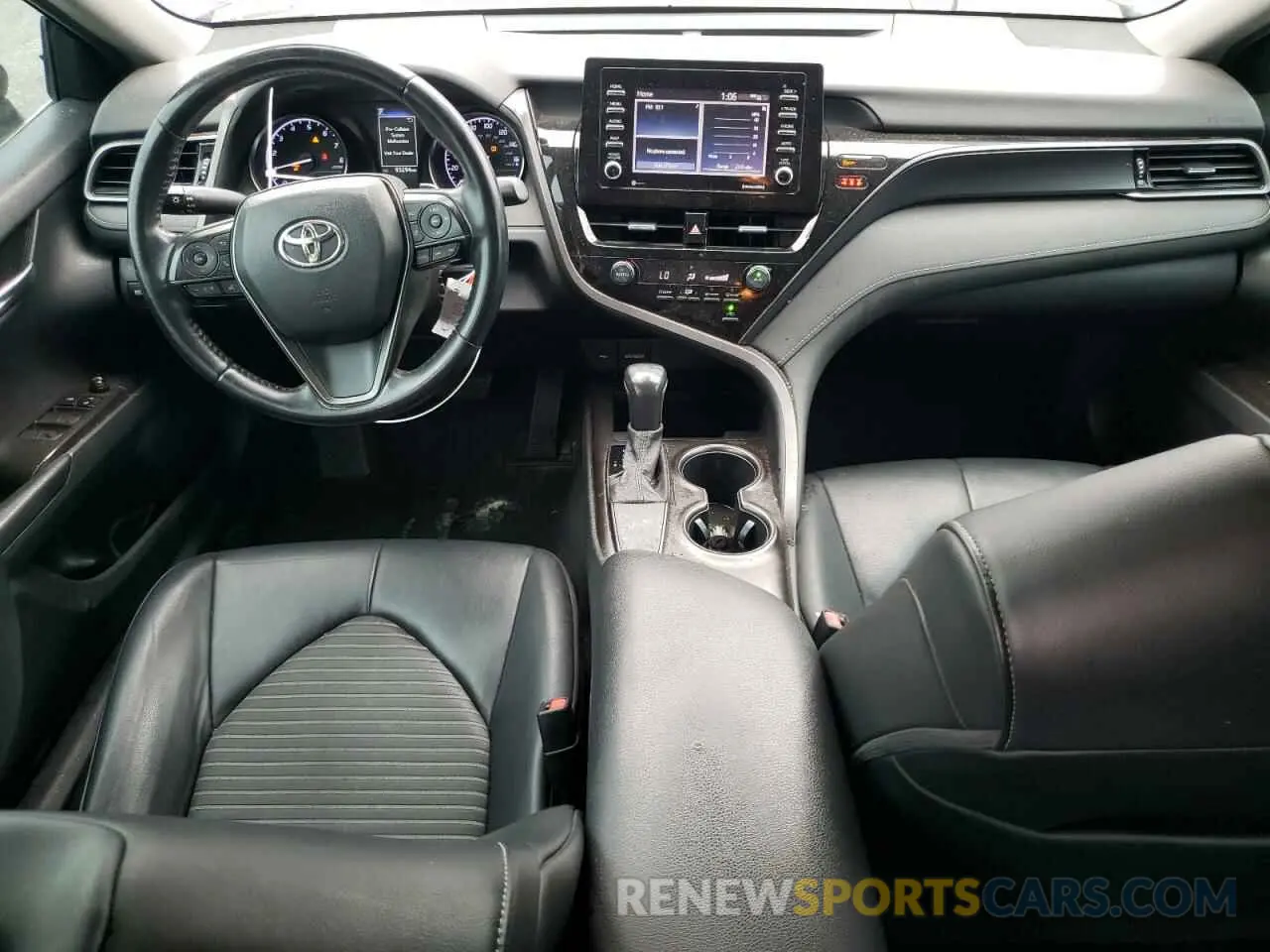 8 fotografías del automóvil dañado 4T1G11AKXMU434731 TOYOTA CAMRY 2021