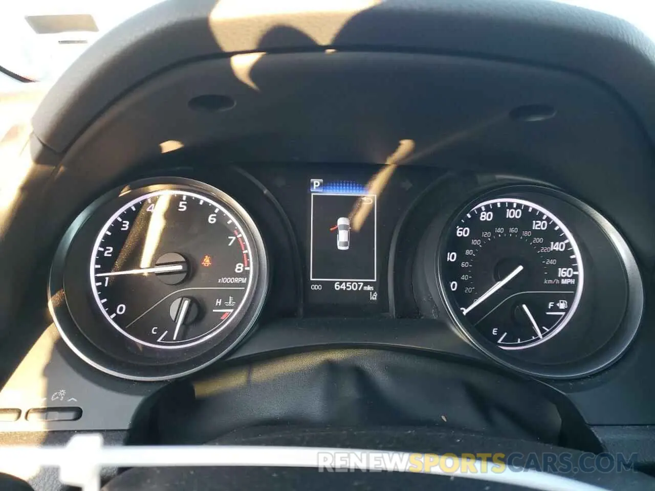 9 fotografías del automóvil dañado 4T1G11AKXMU443459 TOYOTA CAMRY 2021