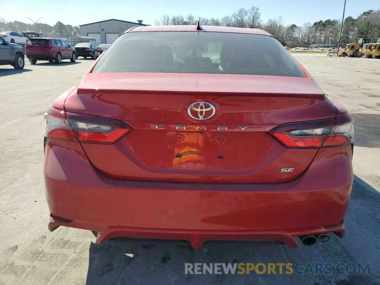 6 fotografías del automóvil dañado 4T1G11AKXMU446328 TOYOTA CAMRY 2021