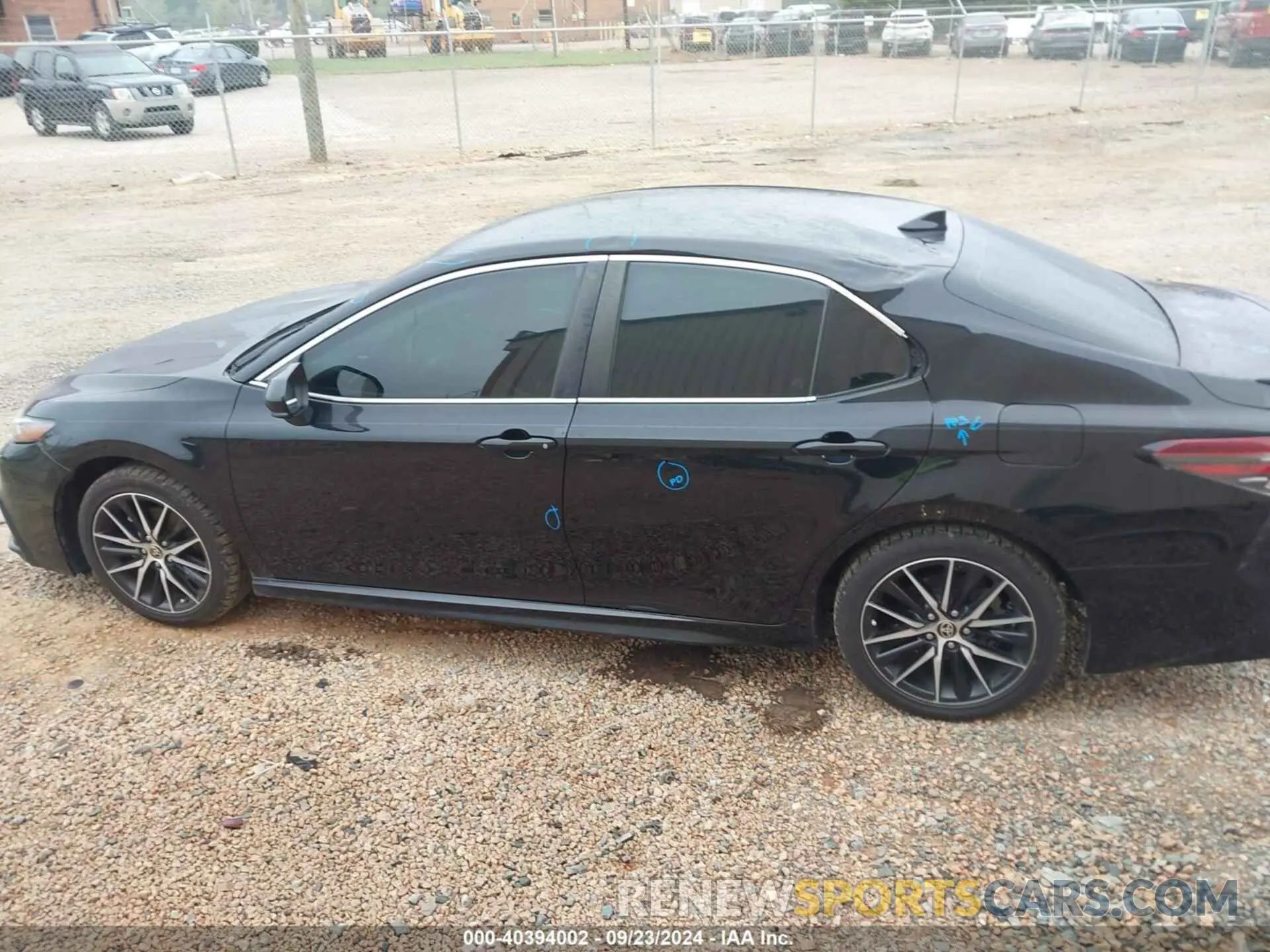 14 fotografías del automóvil dañado 4T1G11AKXMU449245 TOYOTA CAMRY 2021