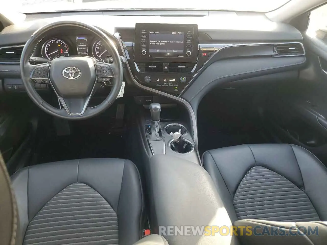 8 fotografías del automóvil dañado 4T1G11AKXMU459709 TOYOTA CAMRY 2021