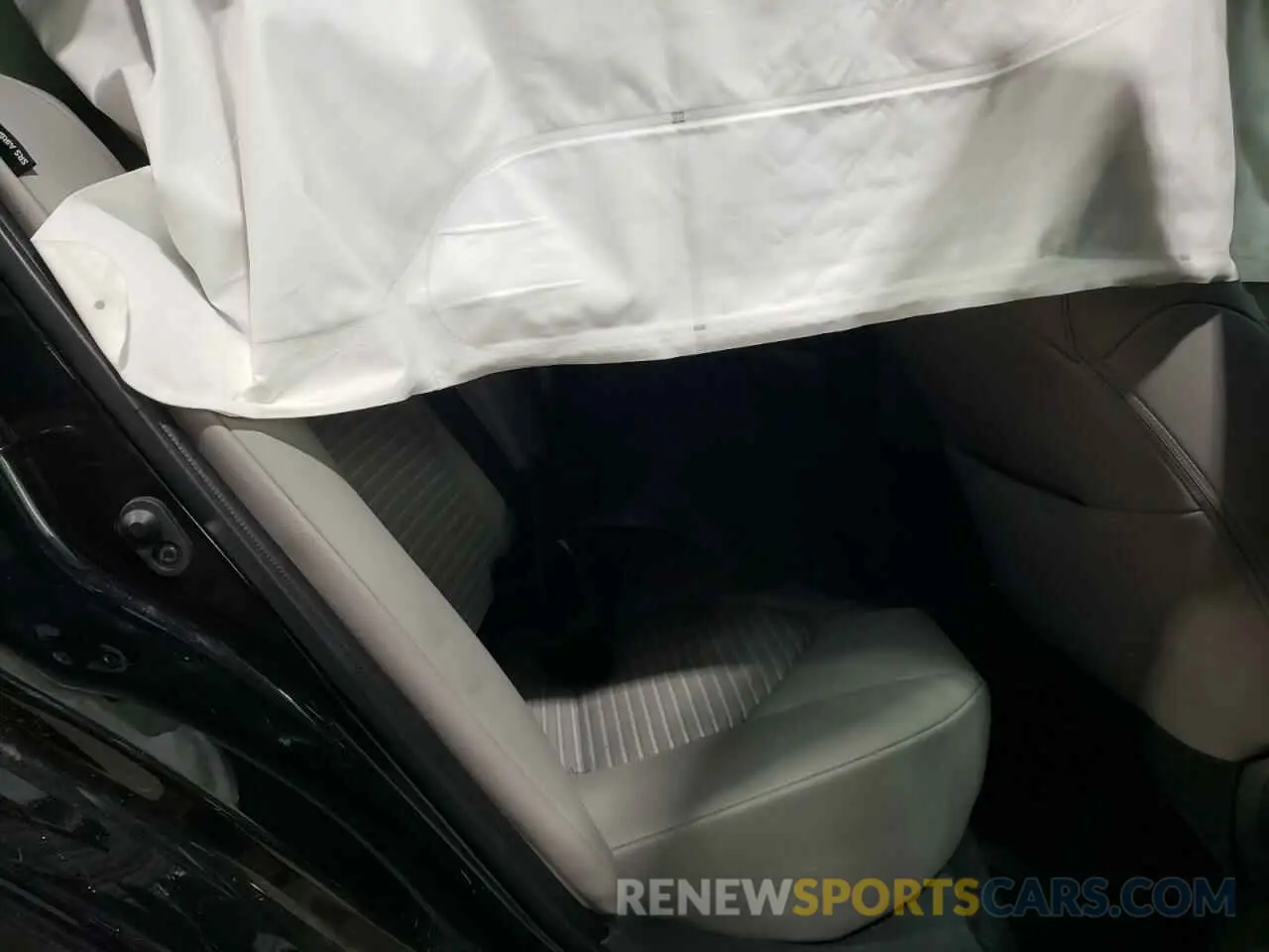 10 fotografías del automóvil dañado 4T1G11AKXMU477921 TOYOTA CAMRY 2021
