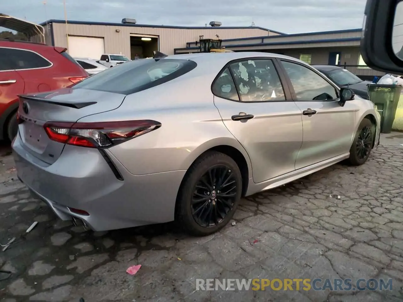3 fotografías del automóvil dañado 4T1G11AKXMU495223 TOYOTA CAMRY 2021