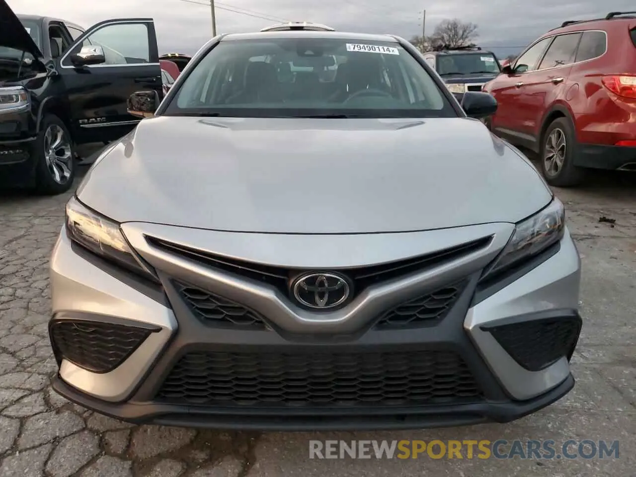 5 fotografías del automóvil dañado 4T1G11AKXMU495223 TOYOTA CAMRY 2021