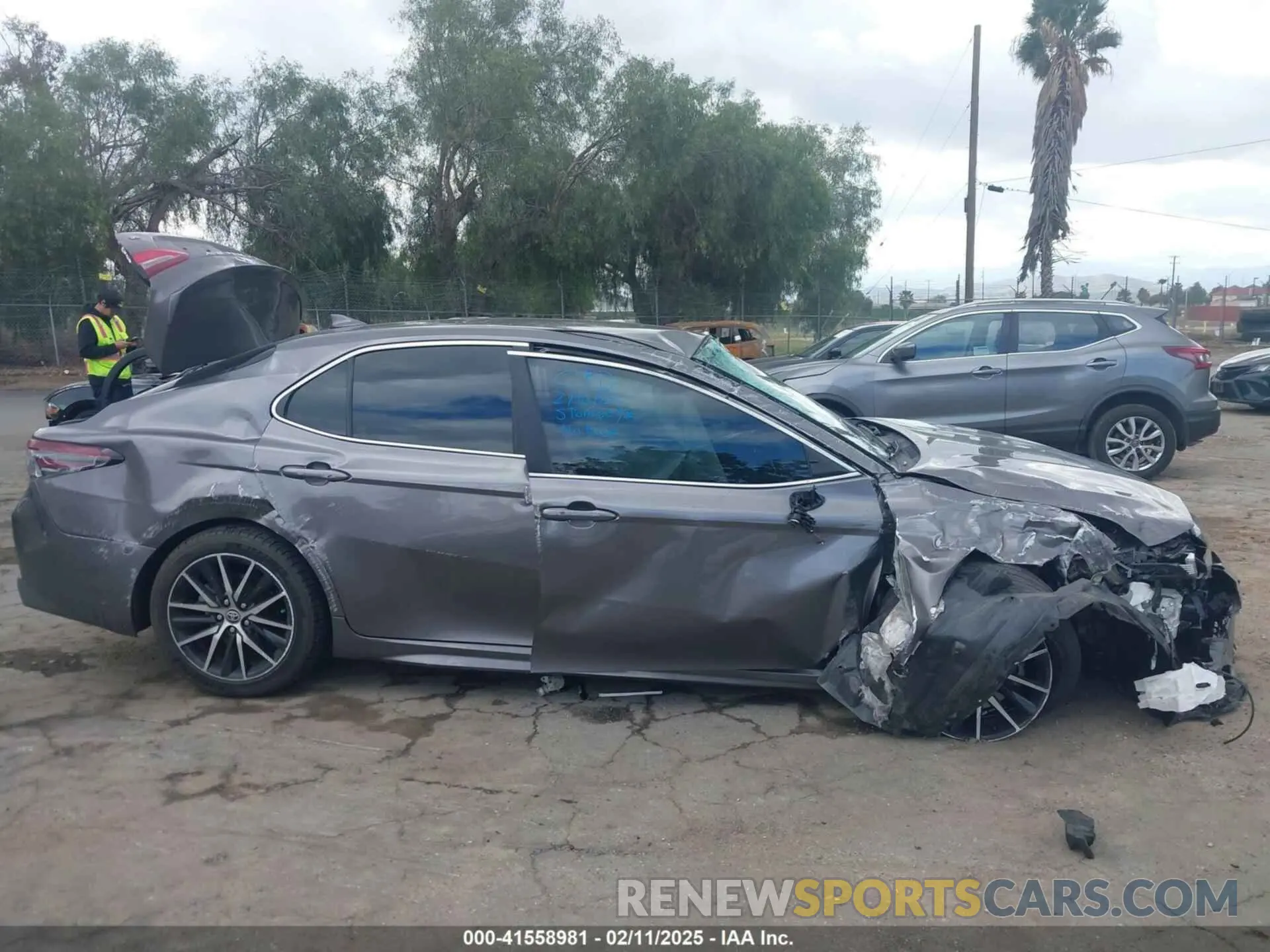12 fotografías del automóvil dañado 4T1G11AKXMU512277 TOYOTA CAMRY 2021