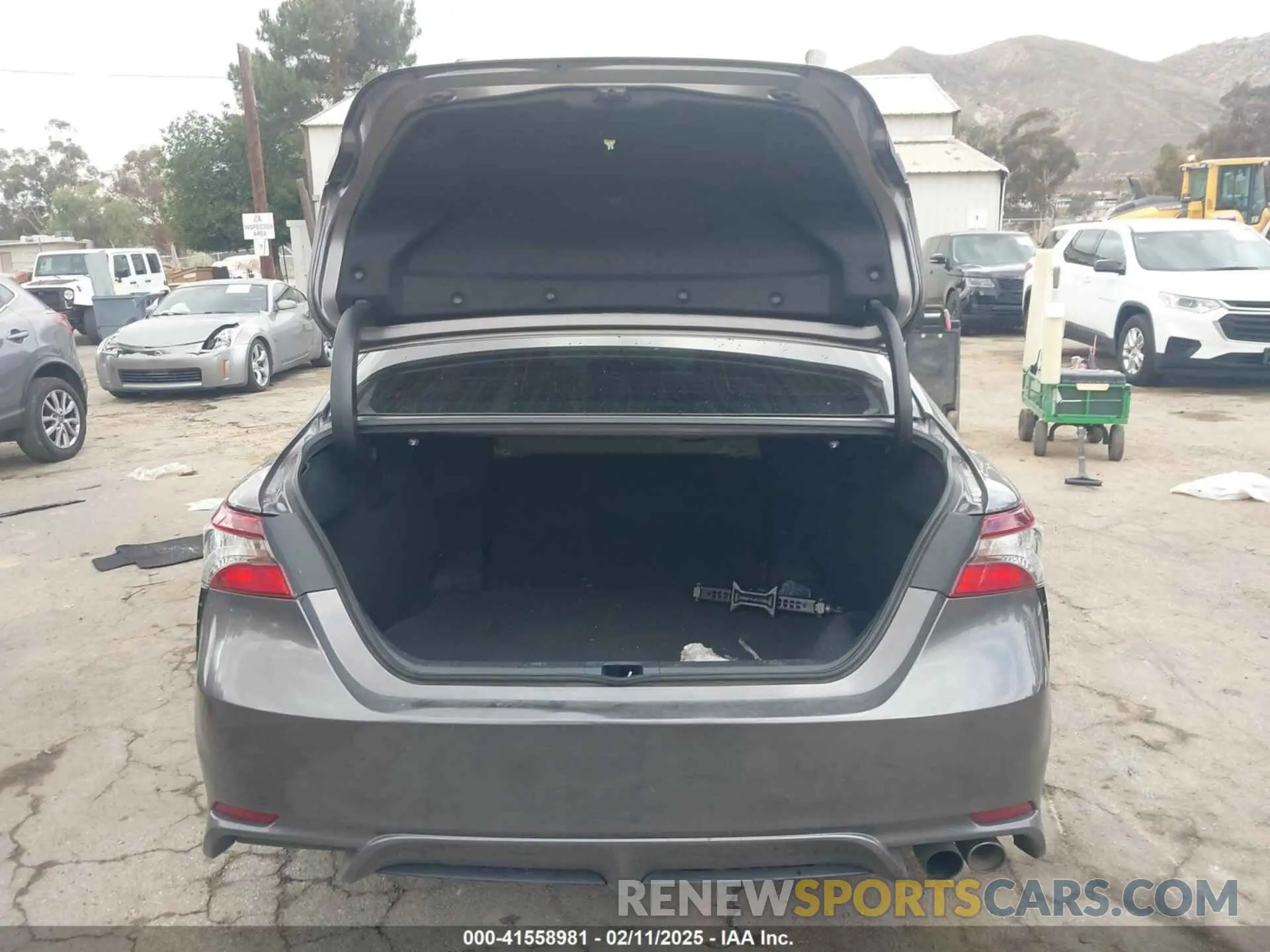15 fotografías del automóvil dañado 4T1G11AKXMU512277 TOYOTA CAMRY 2021