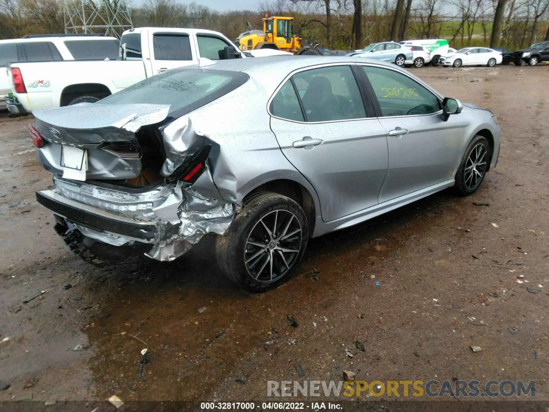 4 fotografías del automóvil dañado 4T1G11AKXMU514806 TOYOTA CAMRY 2021