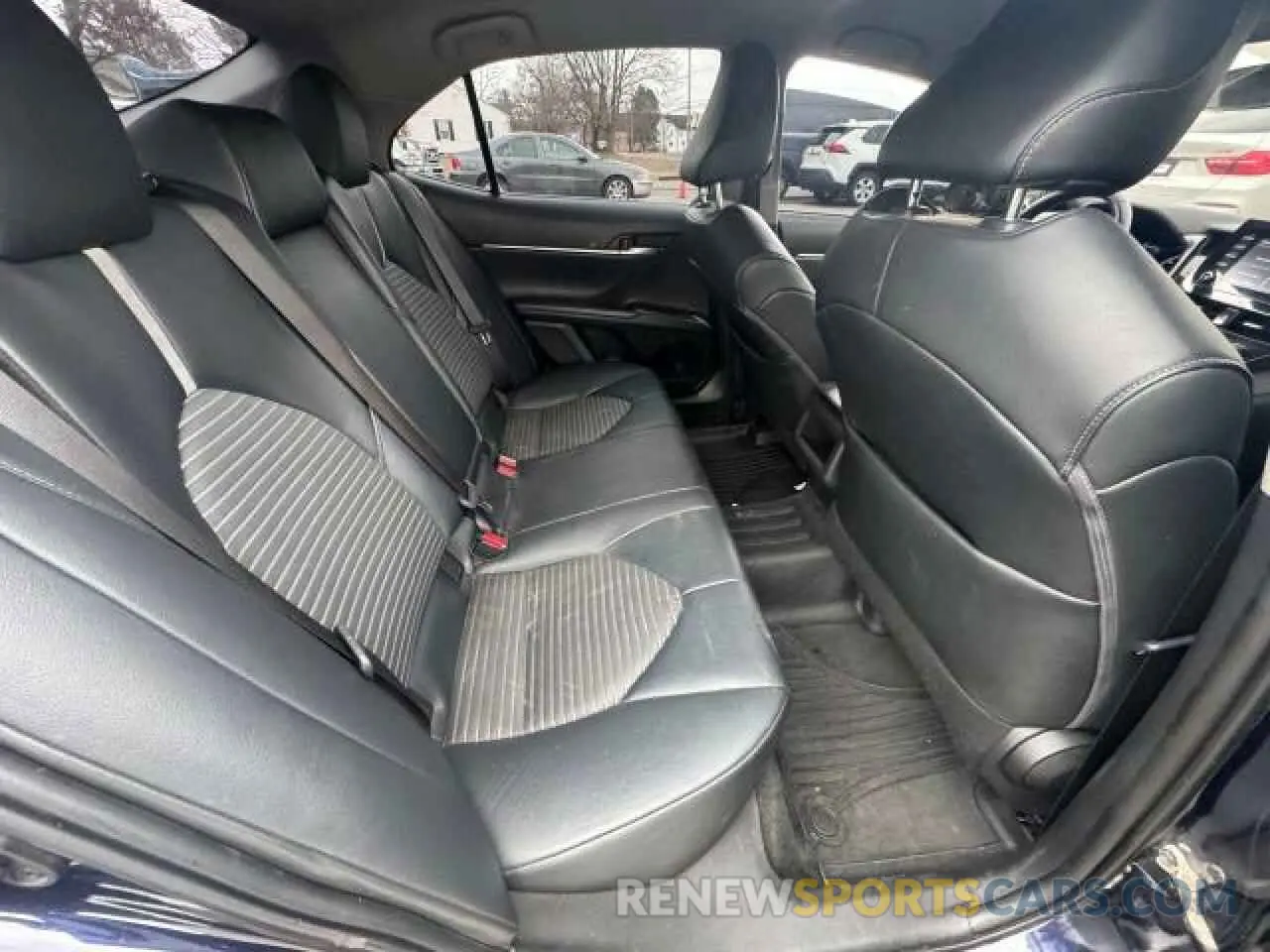 6 fotografías del automóvil dañado 4T1G11AKXMU581017 TOYOTA CAMRY 2021