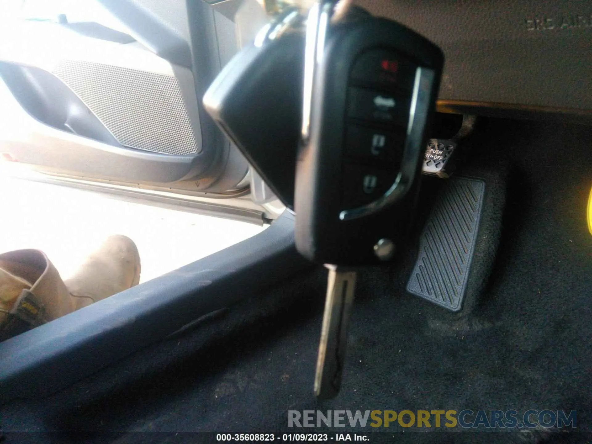 11 fotografías del automóvil dañado 4T1G11AKXMU594995 TOYOTA CAMRY 2021