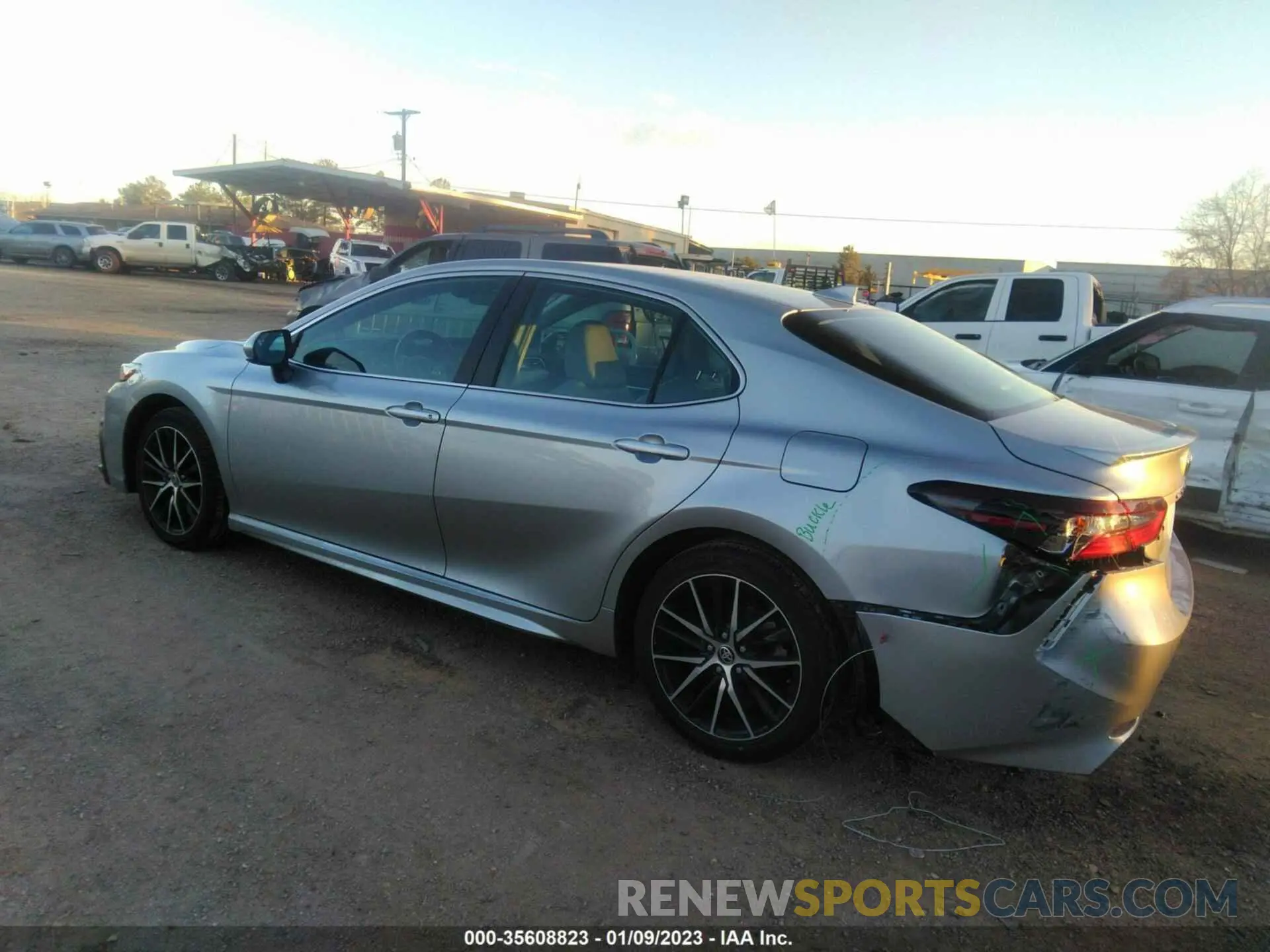 3 fotografías del automóvil dañado 4T1G11AKXMU594995 TOYOTA CAMRY 2021