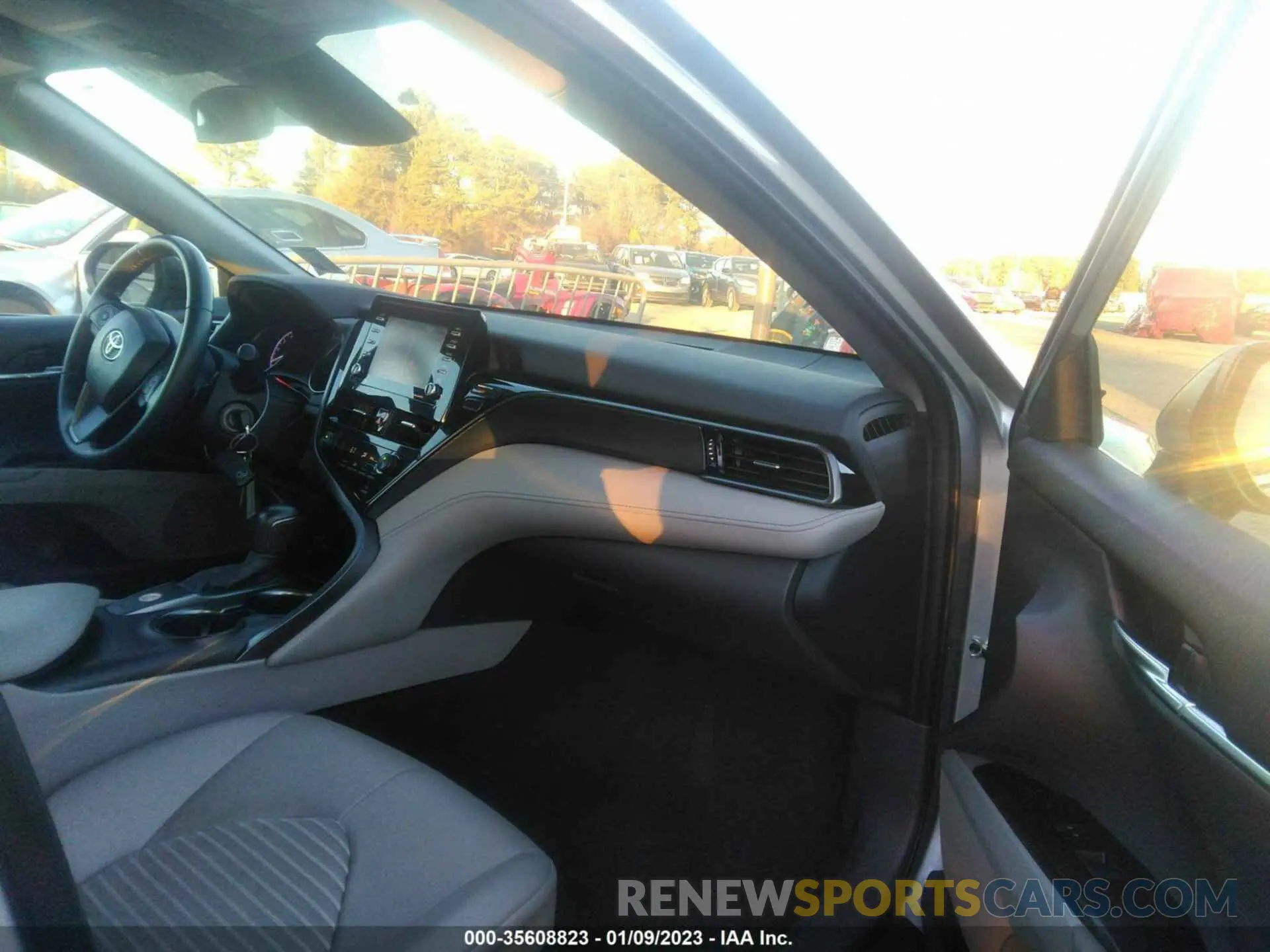 5 fotografías del automóvil dañado 4T1G11AKXMU594995 TOYOTA CAMRY 2021