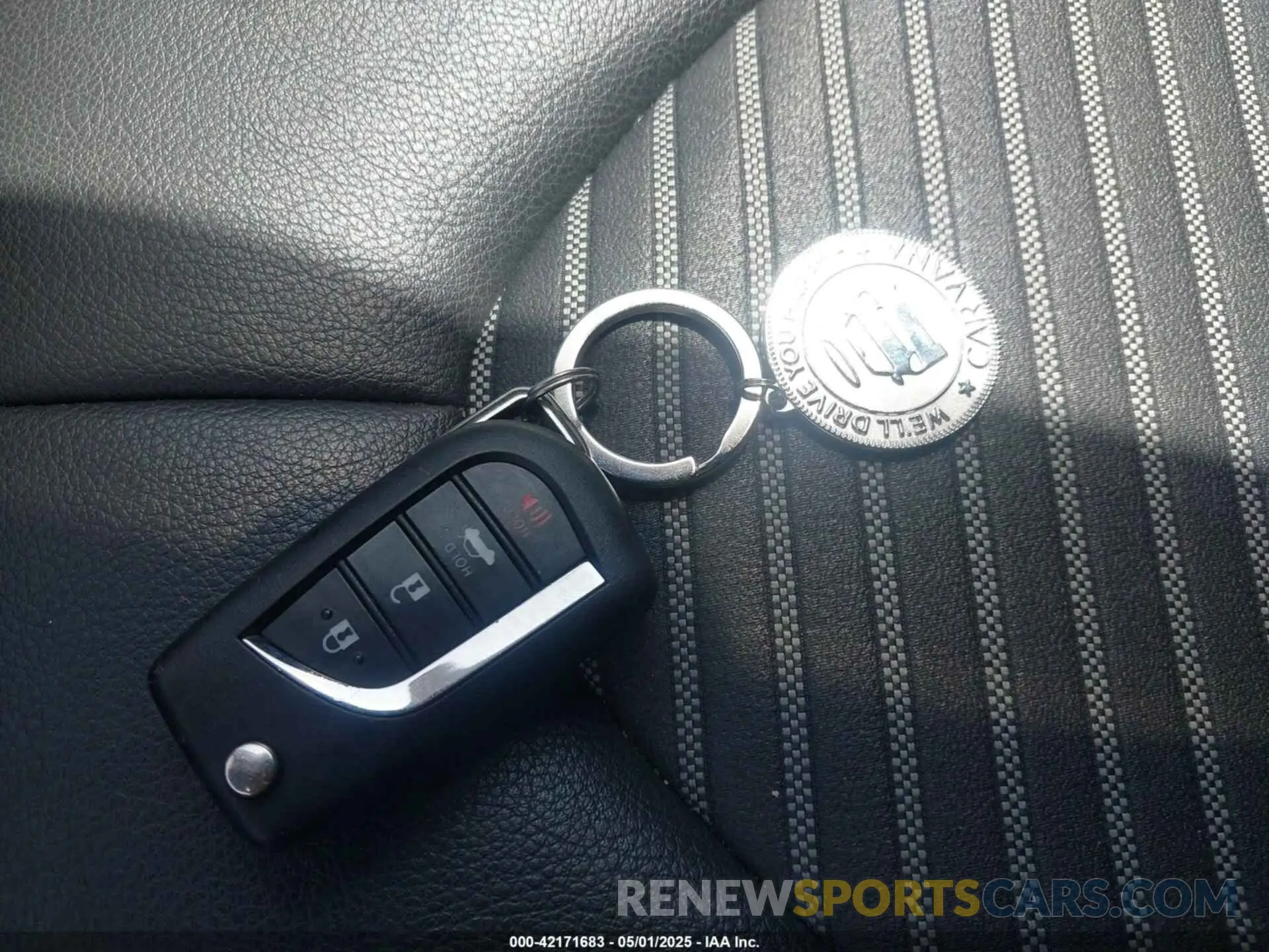 11 fotografías del automóvil dañado 4T1G11BK0MU023532 TOYOTA CAMRY 2021