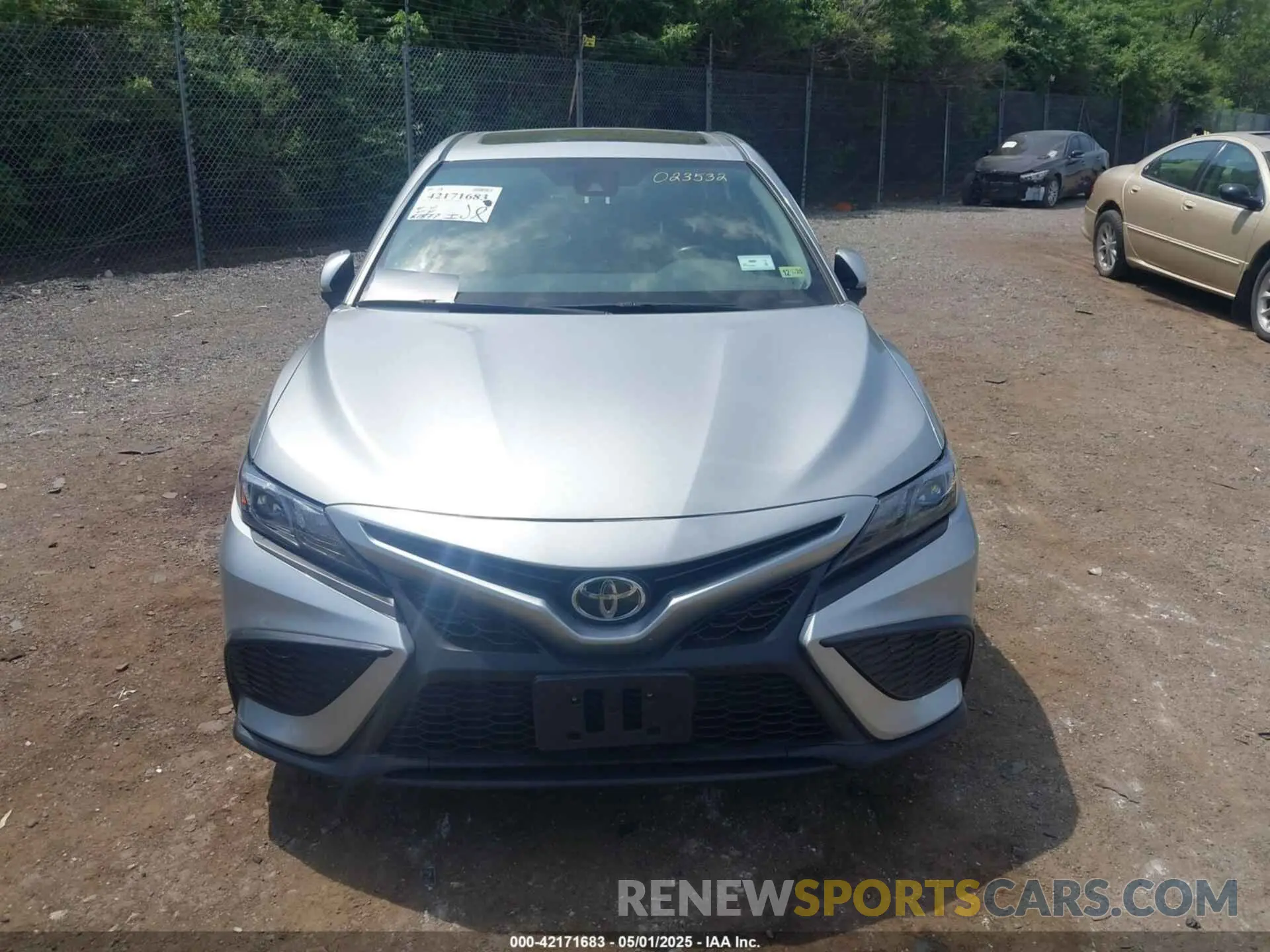 12 fotografías del automóvil dañado 4T1G11BK0MU023532 TOYOTA CAMRY 2021