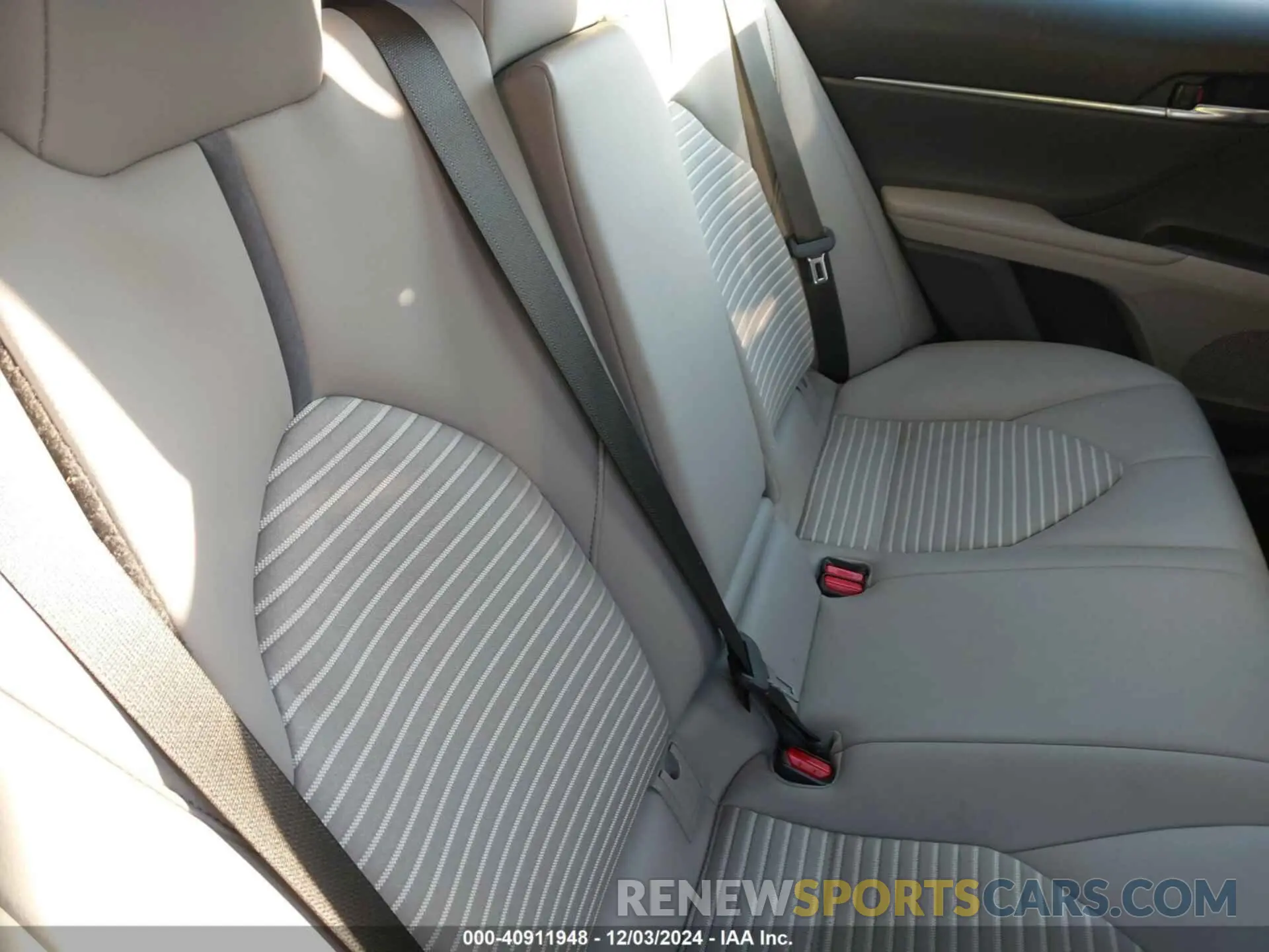 8 fotografías del automóvil dañado 4T1G11BK1MU025595 TOYOTA CAMRY 2021
