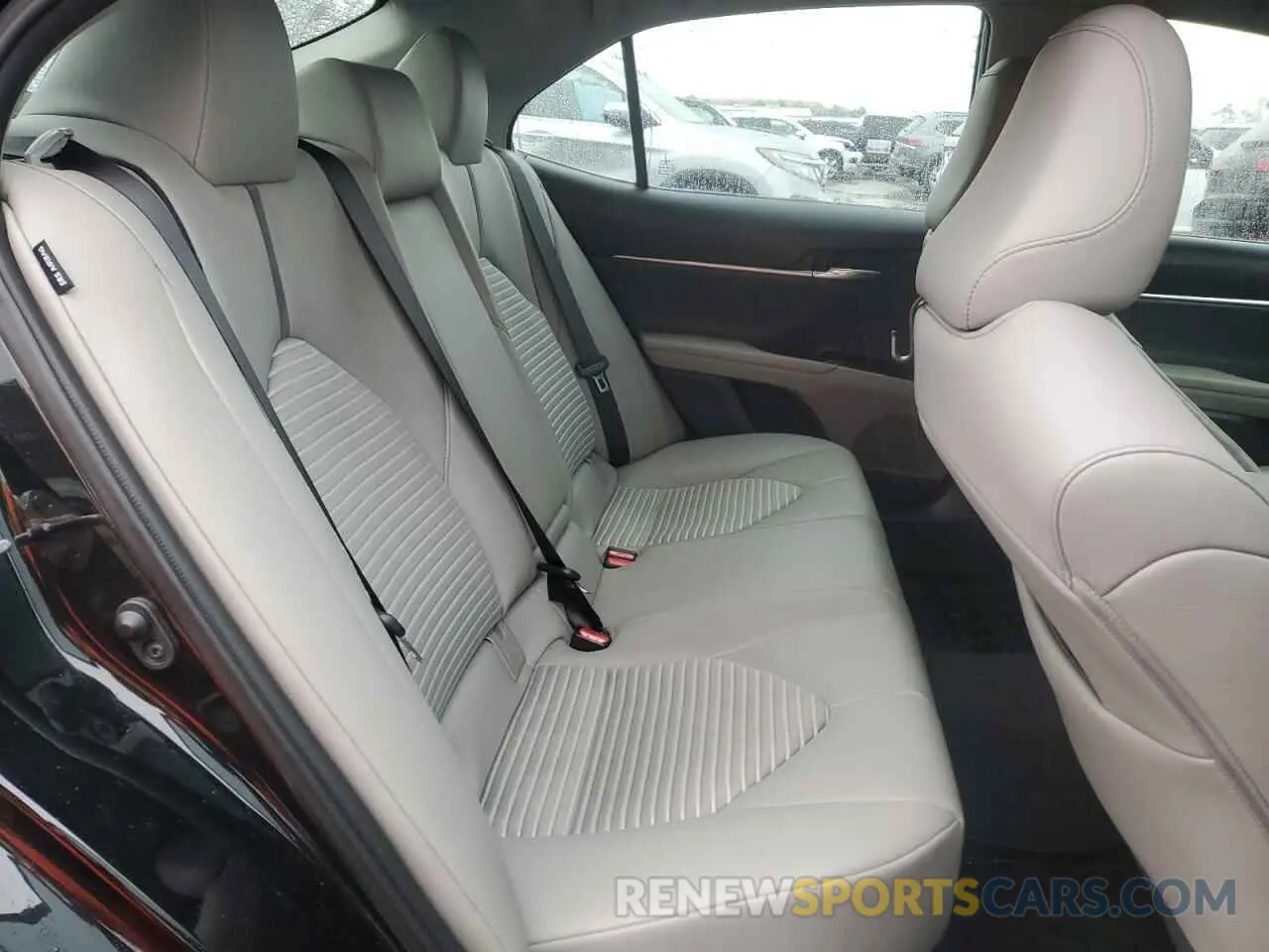 10 fotografías del automóvil dañado 4T1G11BK2MU045418 TOYOTA CAMRY 2021