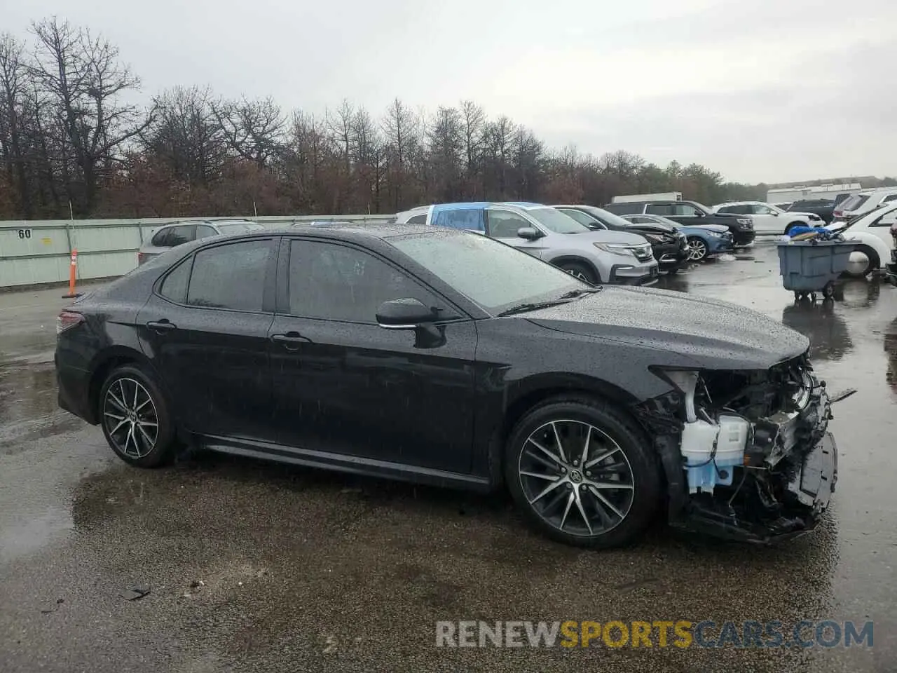4 fotografías del automóvil dañado 4T1G11BK2MU045418 TOYOTA CAMRY 2021